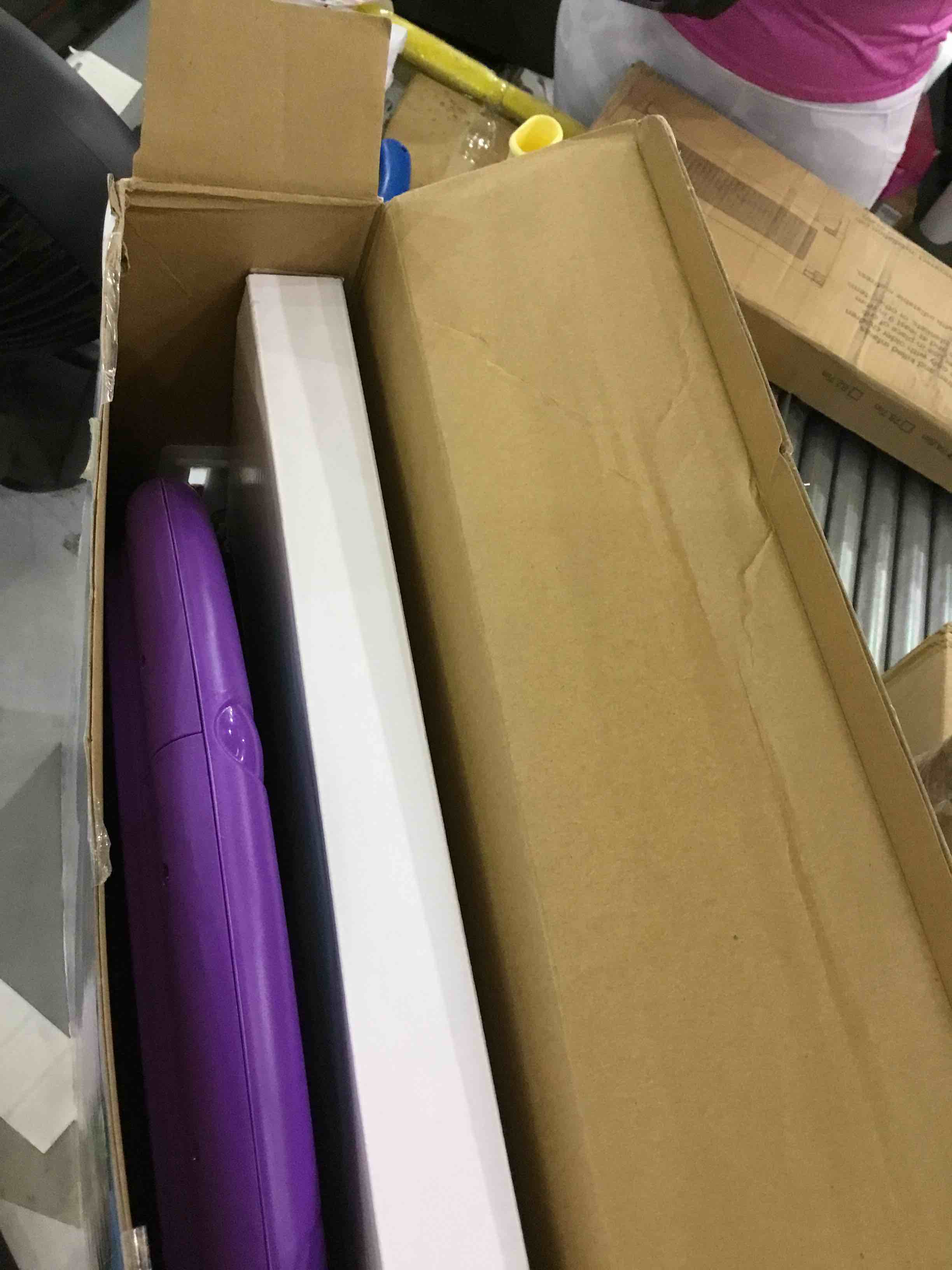 https://s3.amazonaws.com/lotting-images-prod/BargainHunt/EXS01447792_1717526428698.jpeg