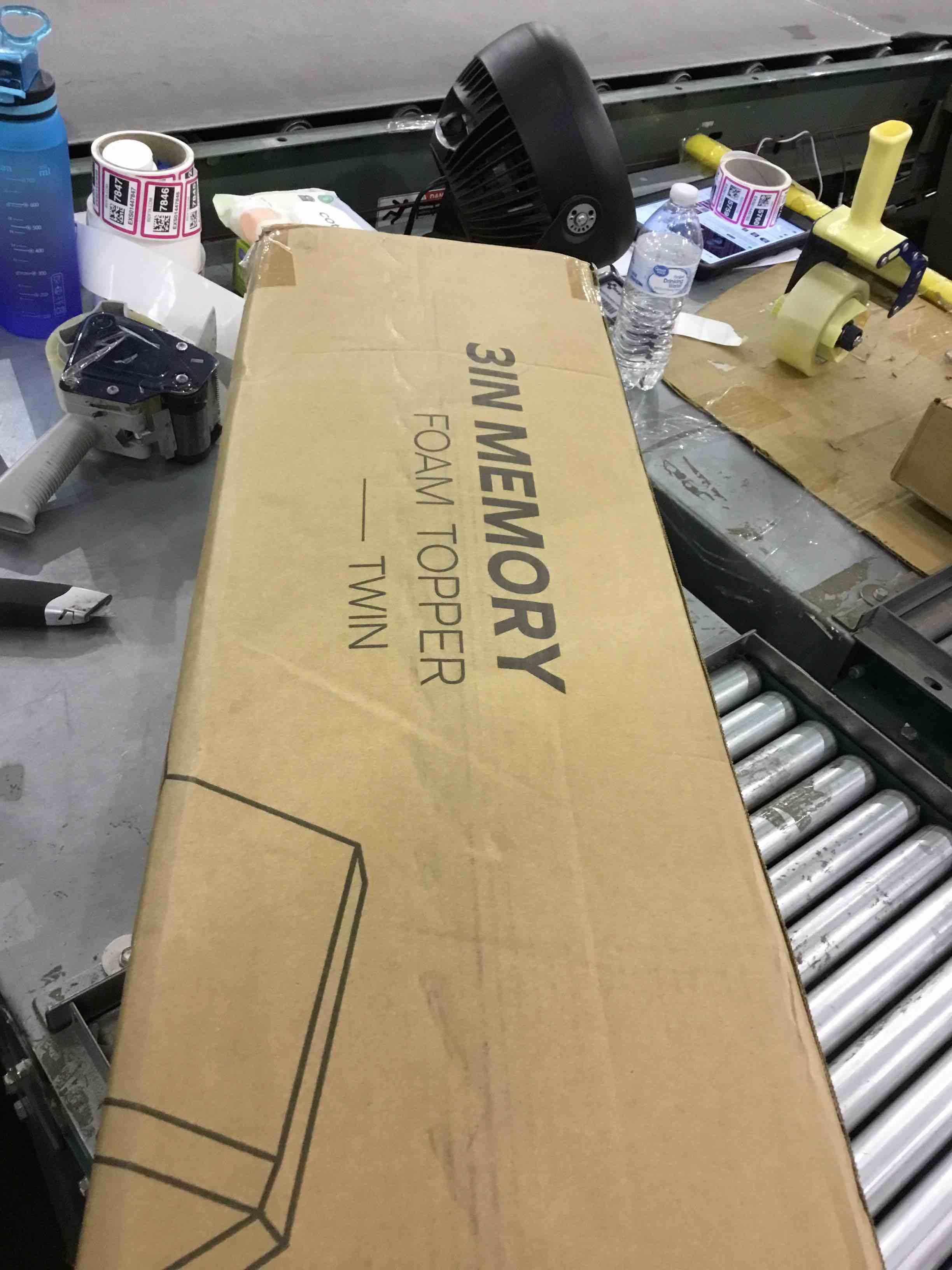 https://s3.amazonaws.com/lotting-images-prod/BargainHunt/EXS01447830_1717590448754.jpeg