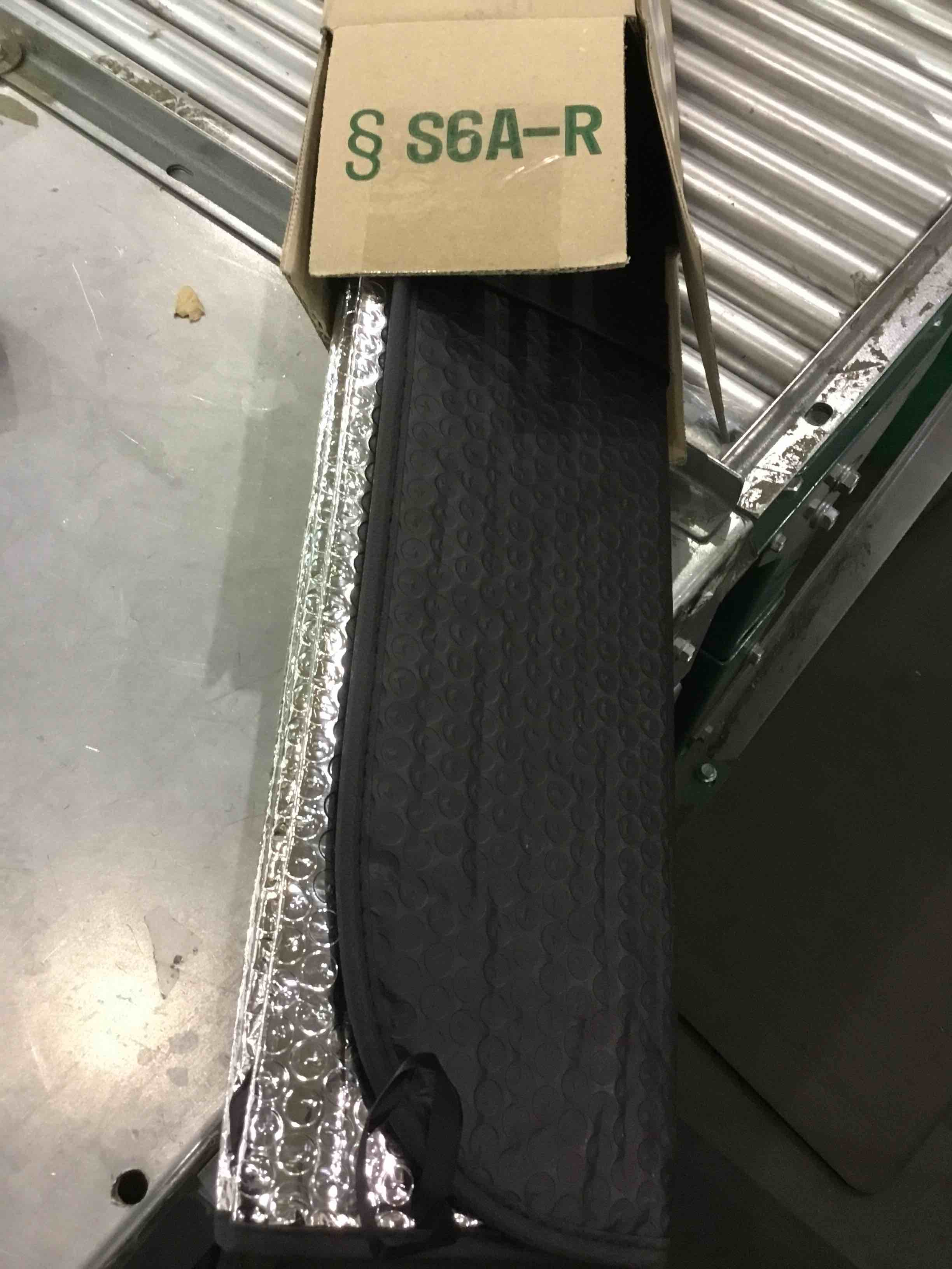 https://s3.amazonaws.com/lotting-images-prod/BargainHunt/EXS01447832_1717590699787.jpeg