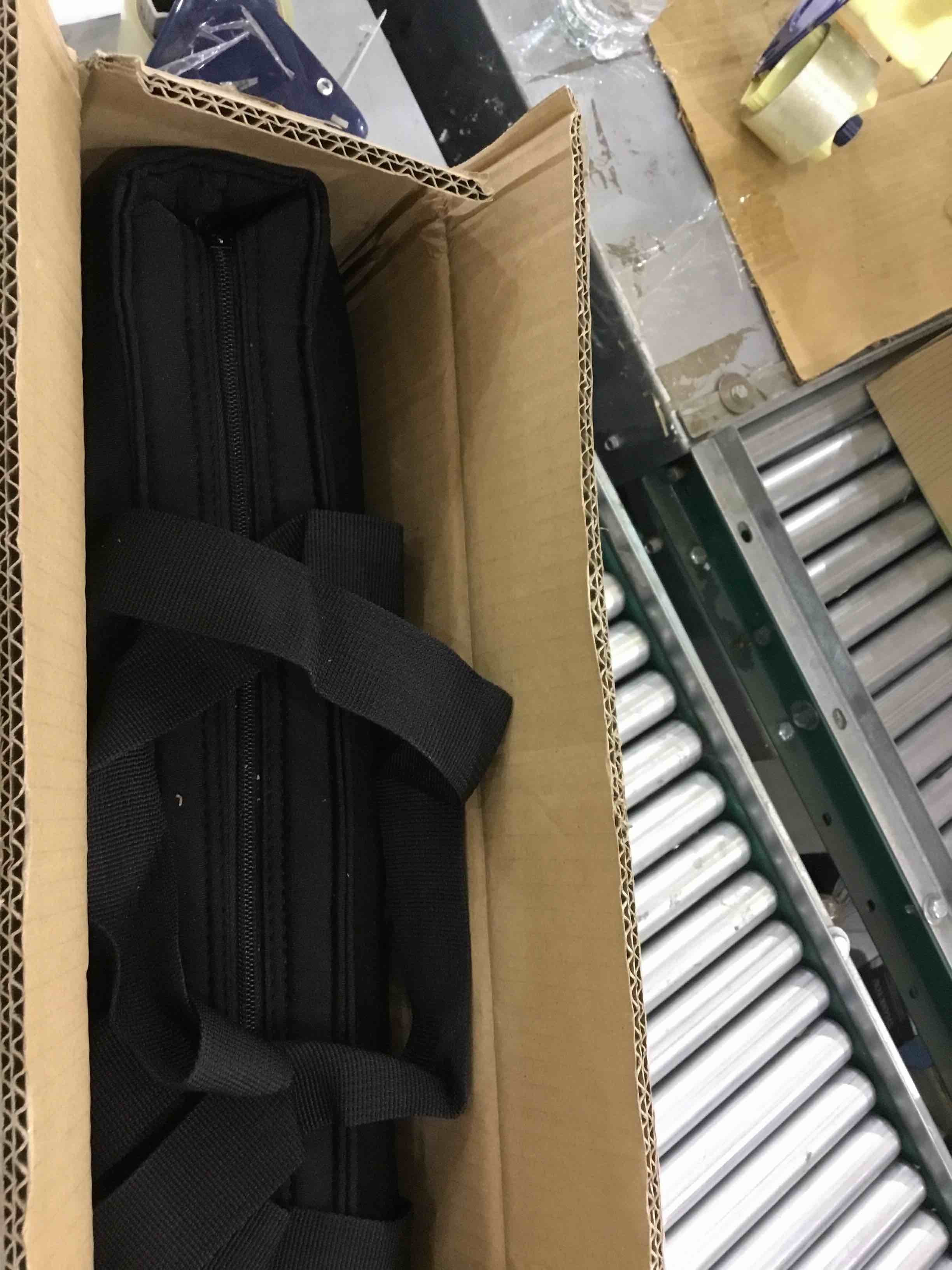 https://s3.amazonaws.com/lotting-images-prod/BargainHunt/EXS01447873_1717601440672.jpeg