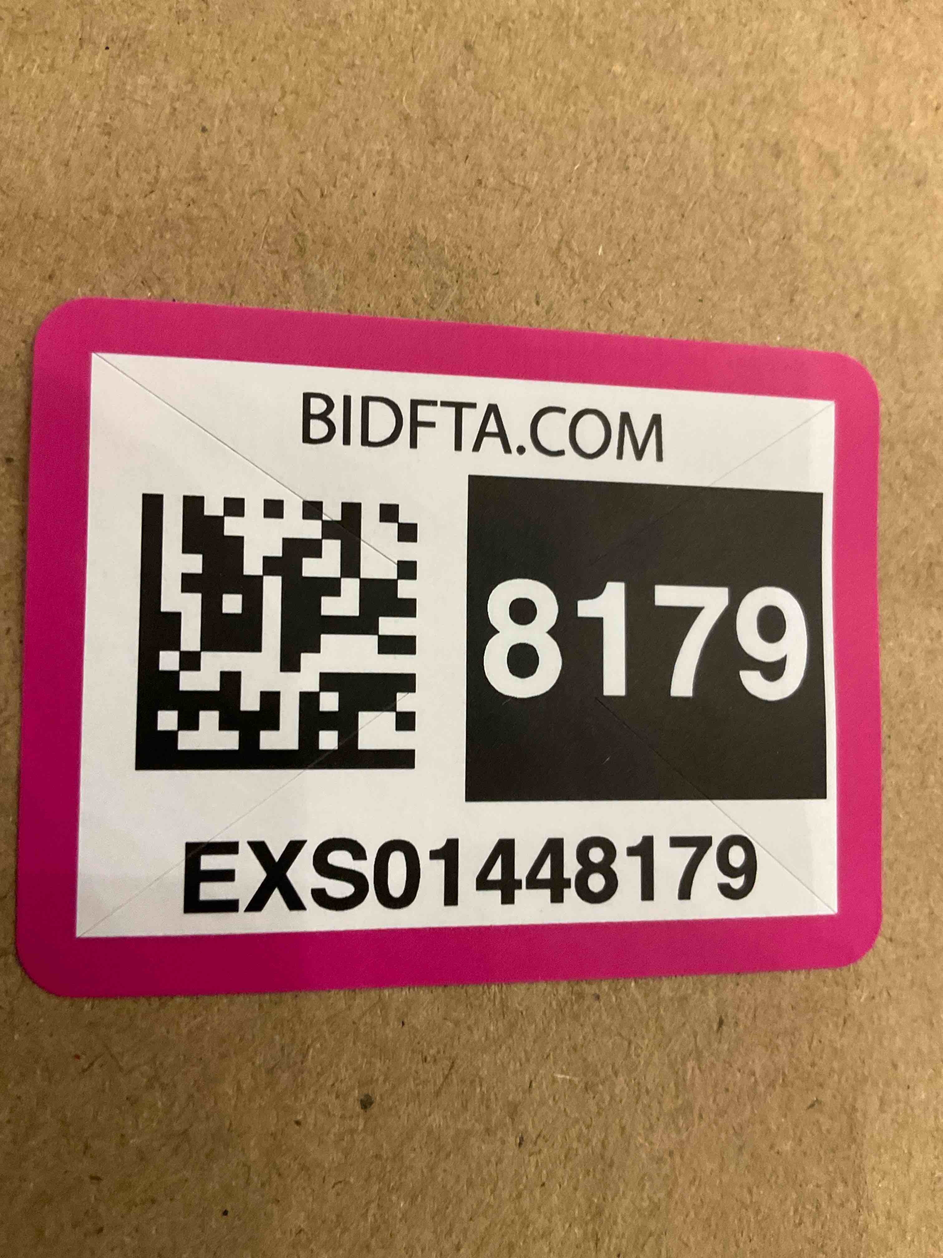 https://s3.amazonaws.com/lotting-images-prod/BargainHunt/EXS01448179_1718283323132.jpeg