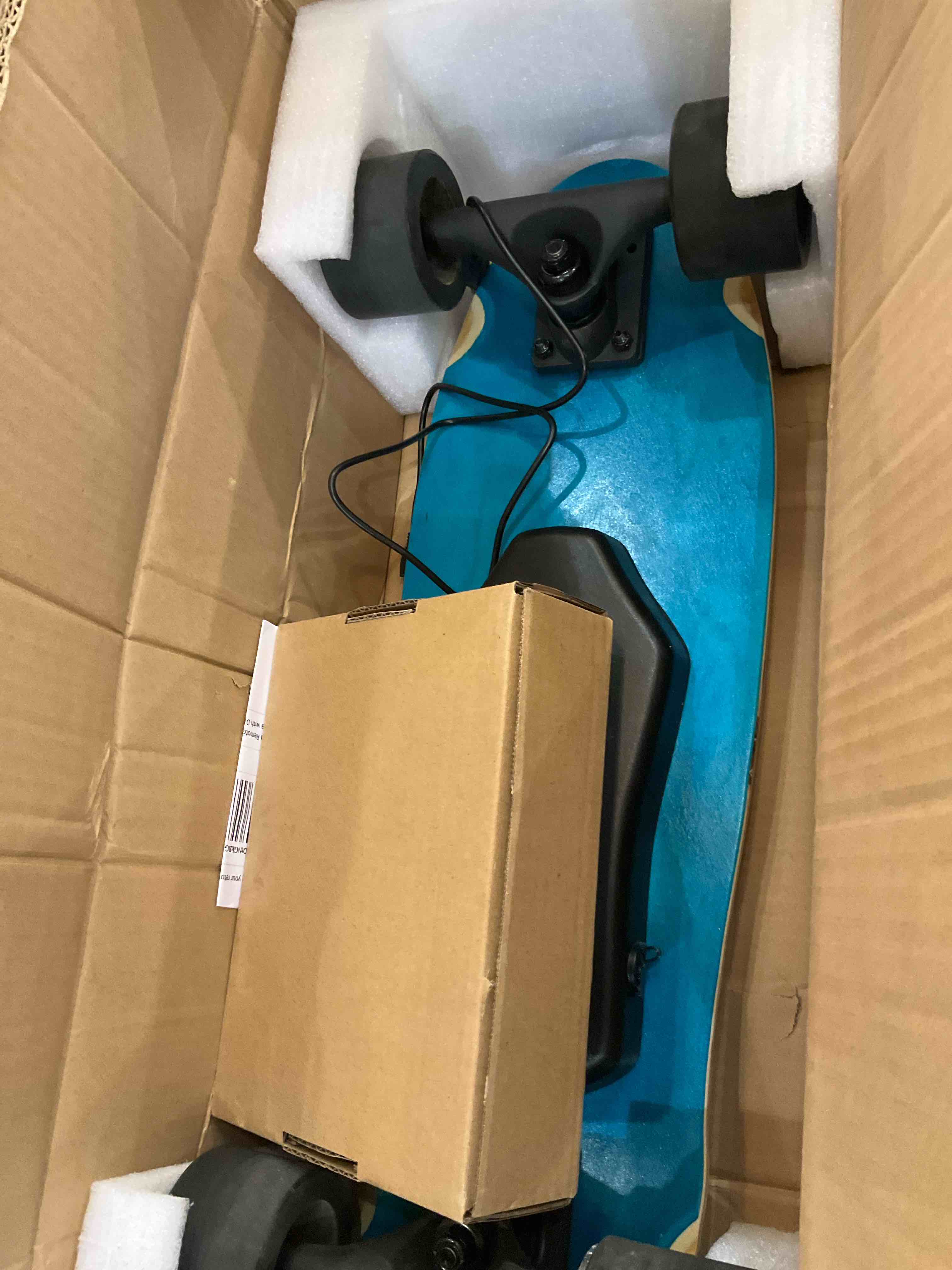 https://s3.amazonaws.com/lotting-images-prod/BargainHunt/EXS01448286_1718378494089.jpeg