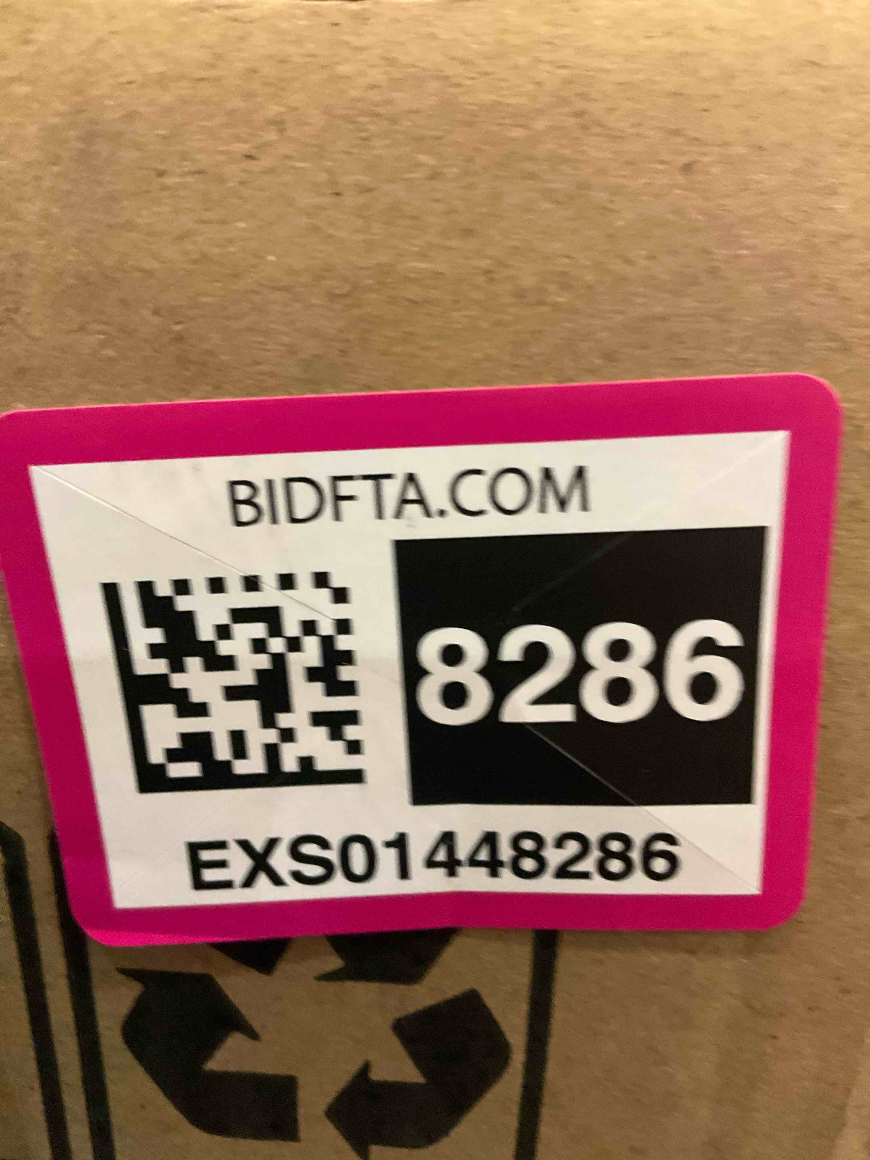 https://s3.amazonaws.com/lotting-images-prod/BargainHunt/EXS01448286_1718378506033.jpeg