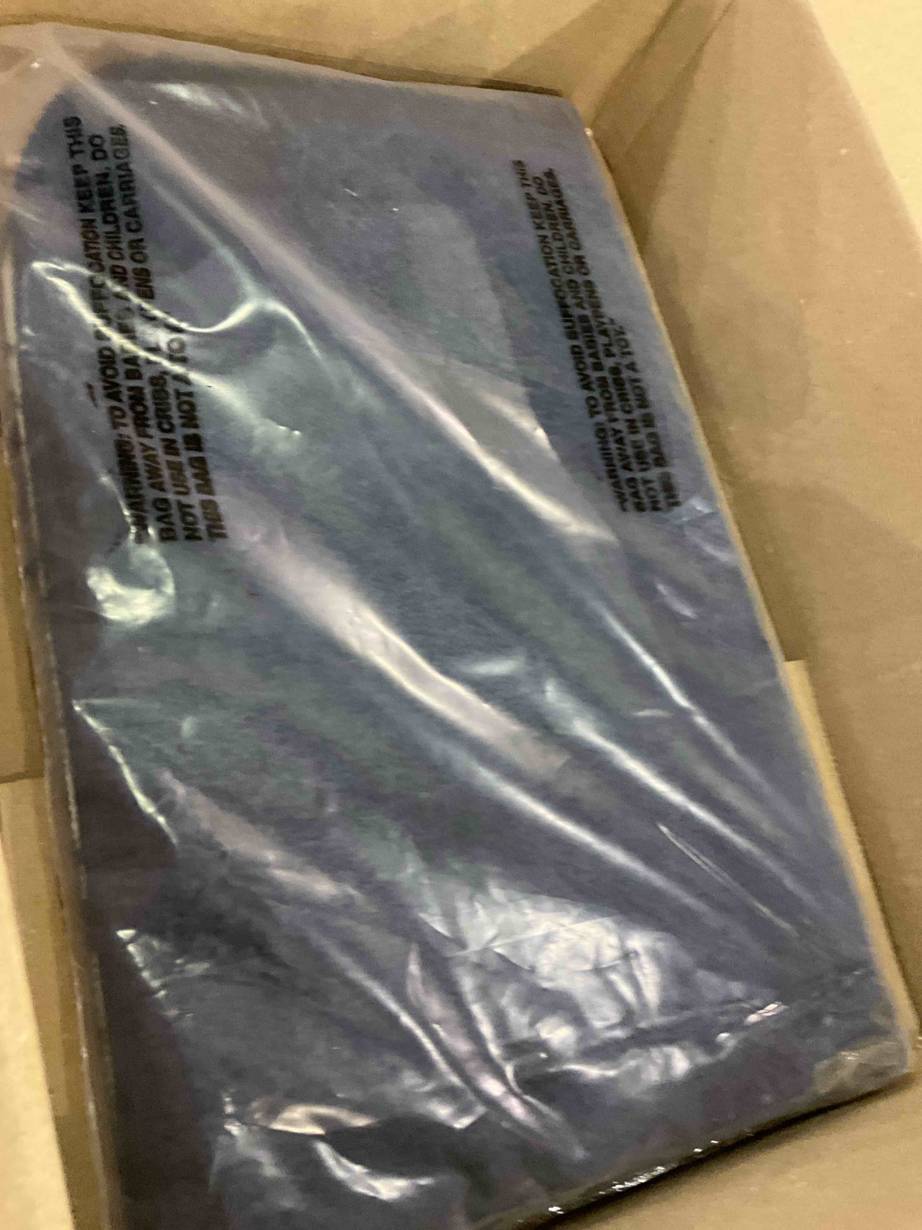 https://s3.amazonaws.com/lotting-images-prod/BargainHunt/EXS01448316_1718624351444.jpeg