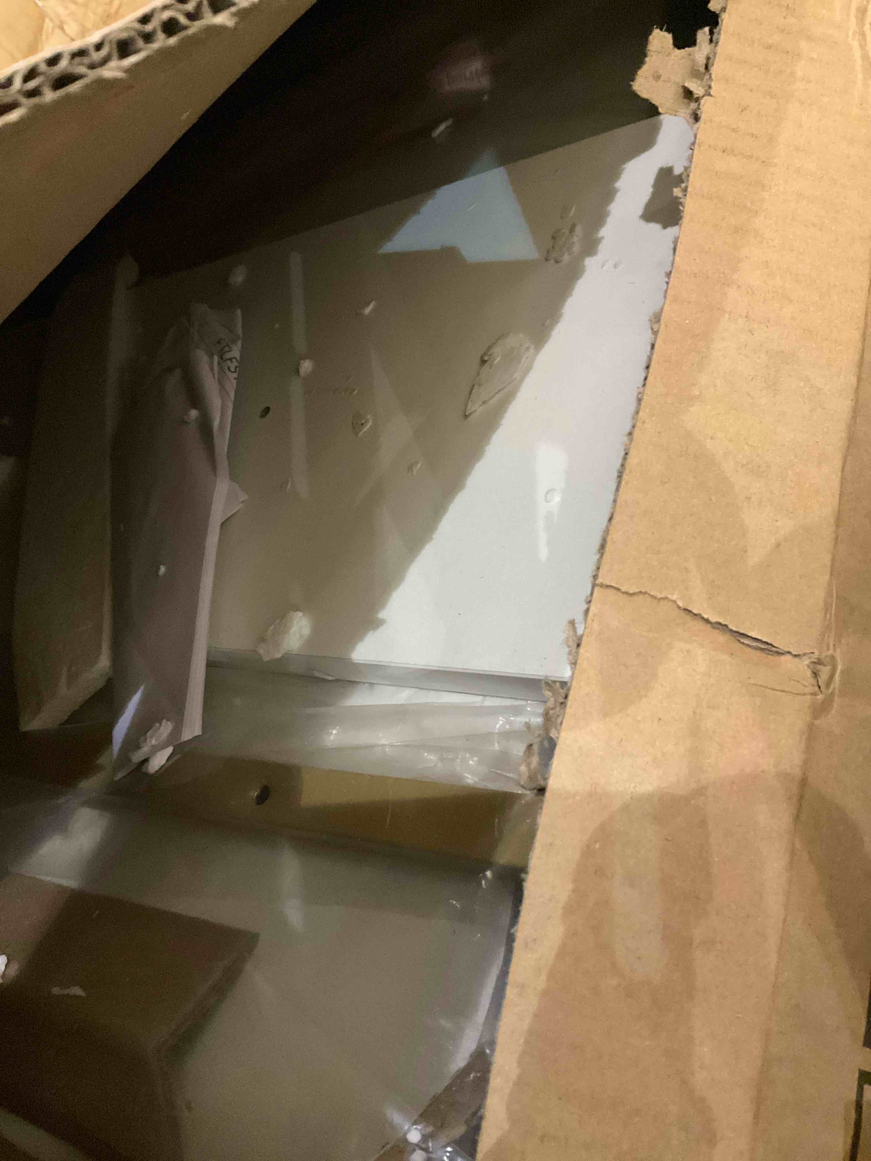 https://s3.amazonaws.com/lotting-images-prod/BargainHunt/EXS01448326_1718625821223.jpeg
