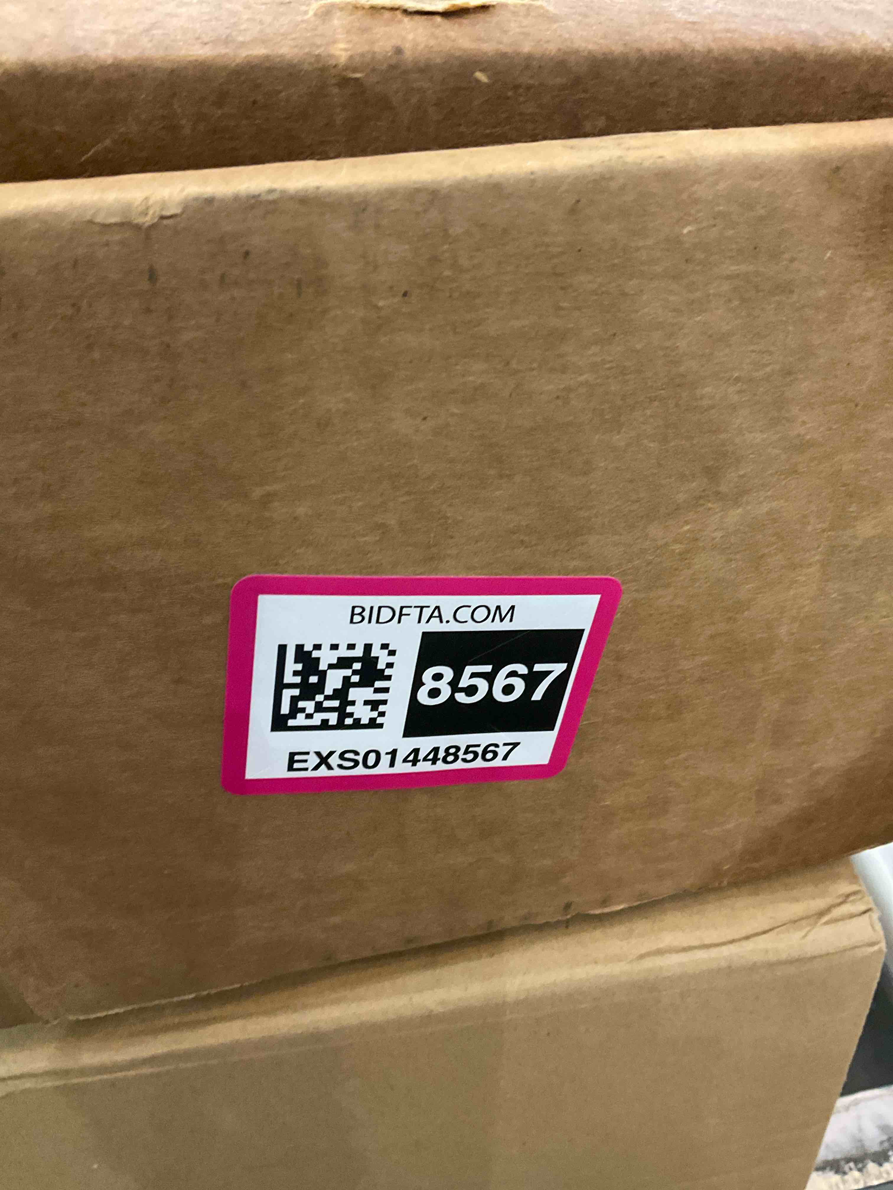 https://s3.amazonaws.com/lotting-images-prod/BargainHunt/EXS01448567_1717083634791.jpeg