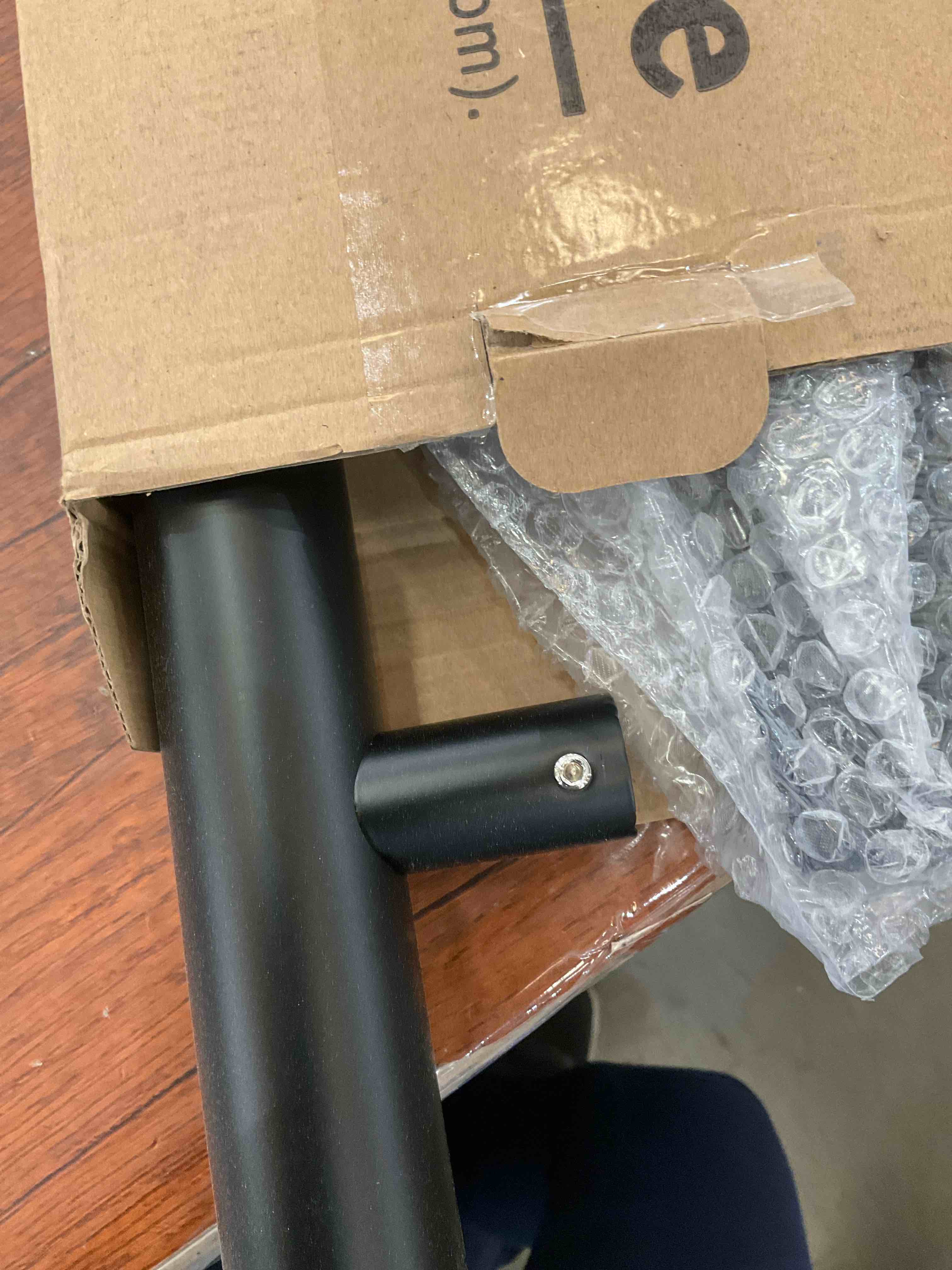 https://s3.amazonaws.com/lotting-images-prod/BargainHunt/EXS01448610_1717095204483.jpeg