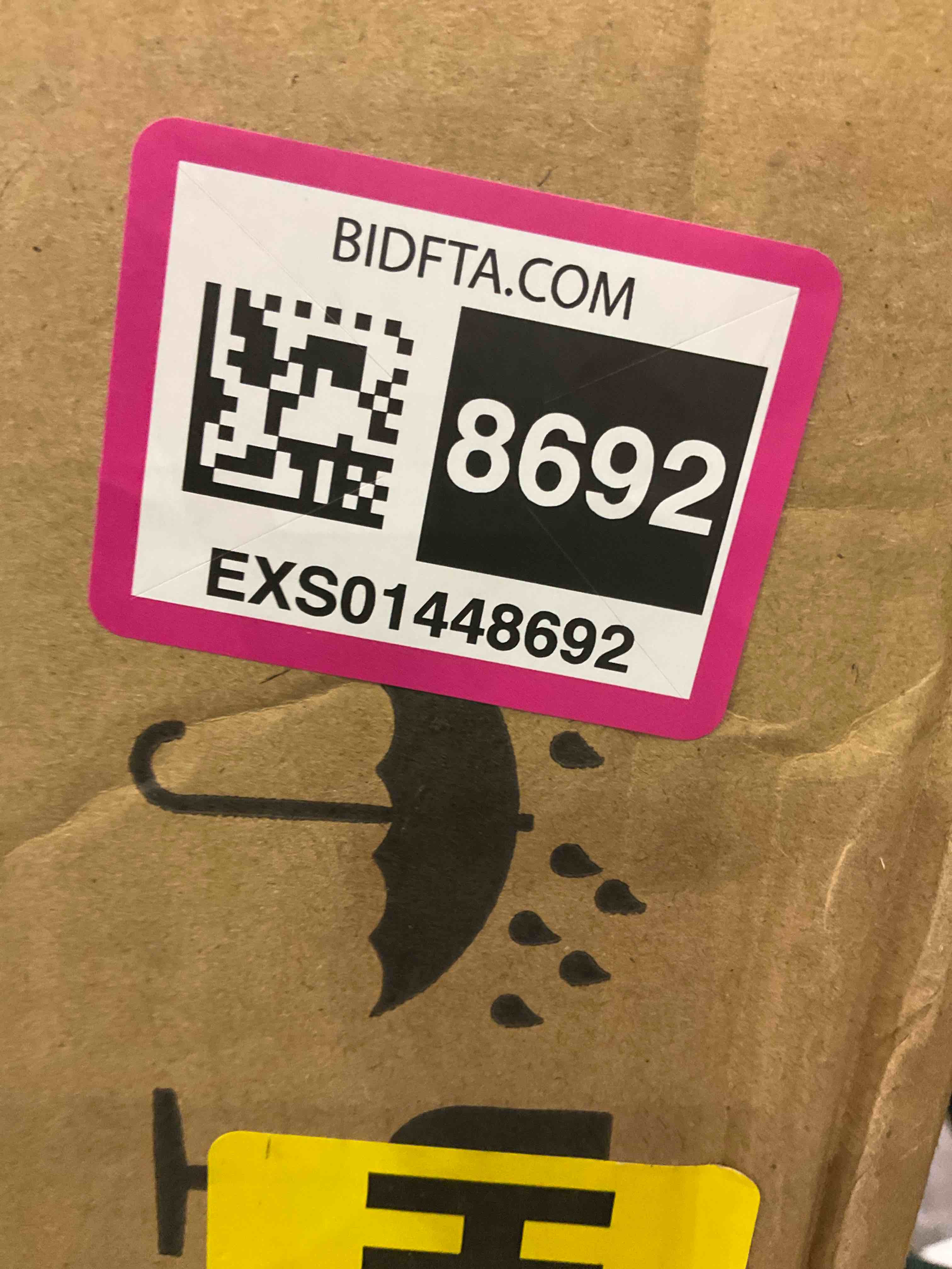 https://s3.amazonaws.com/lotting-images-prod/BargainHunt/EXS01448692_1717168579117.jpeg