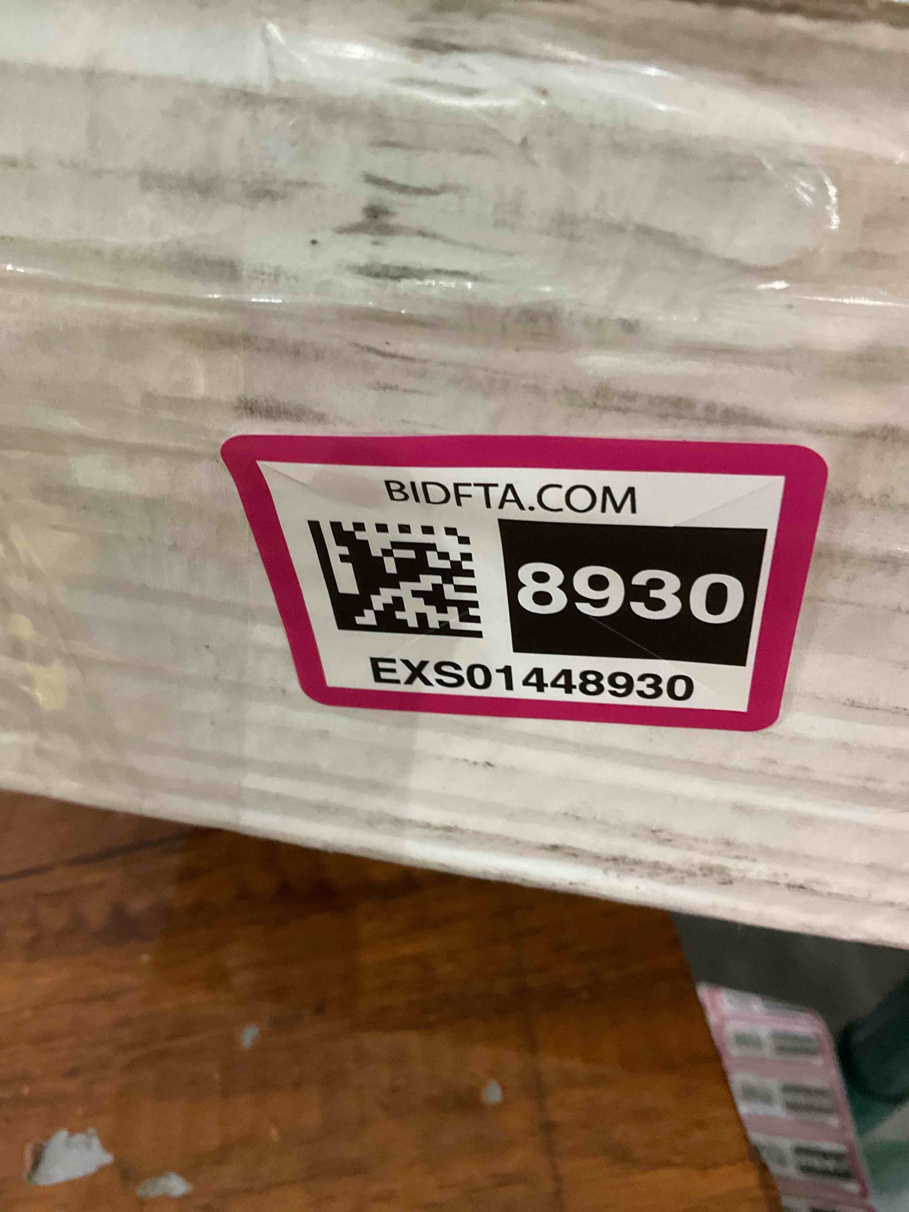 https://s3.amazonaws.com/lotting-images-prod/BargainHunt/EXS01448930_1717587861730.jpeg