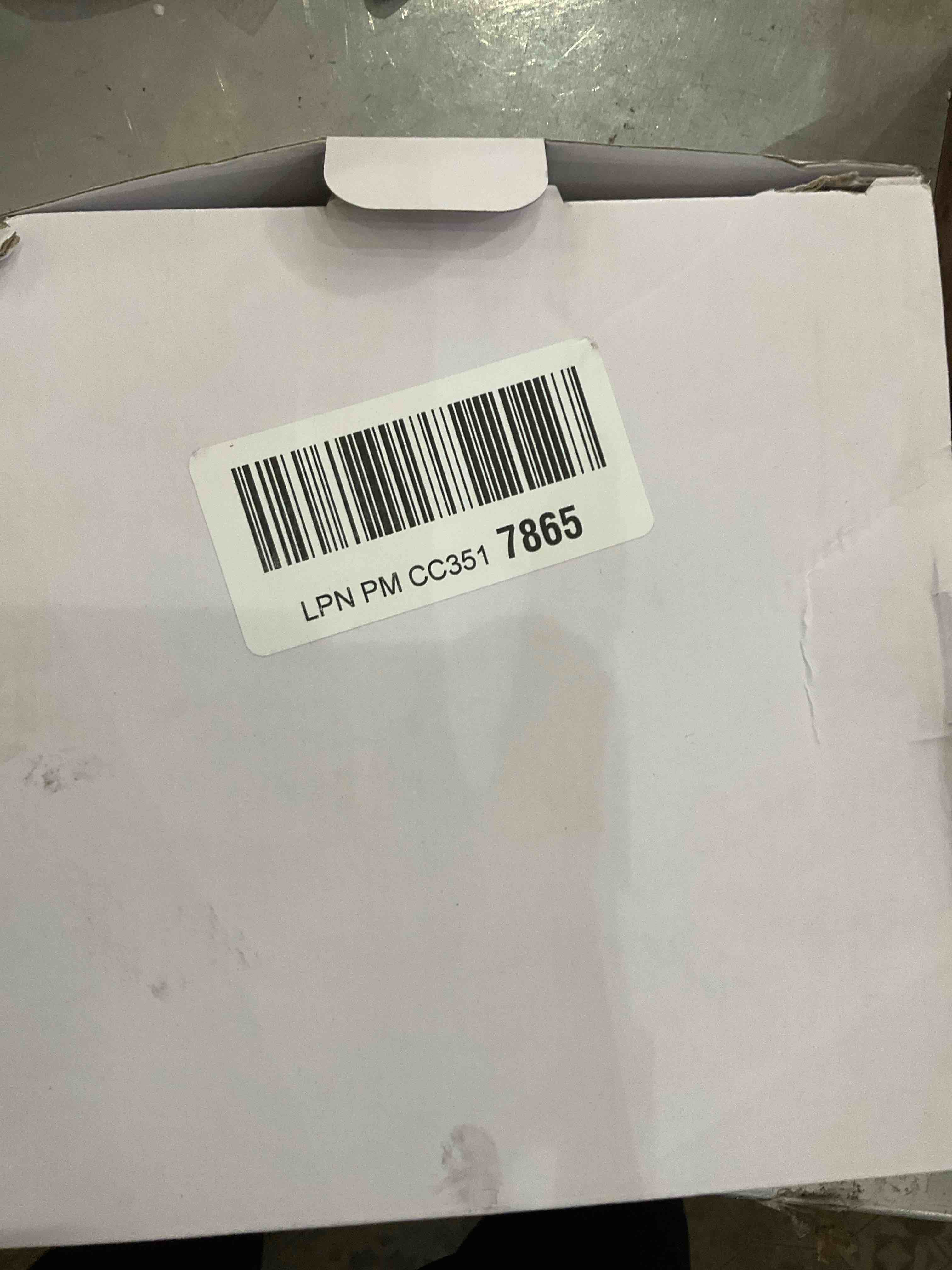 https://s3.amazonaws.com/lotting-images-prod/BargainHunt/EXS01449033_1717175630562.jpeg
