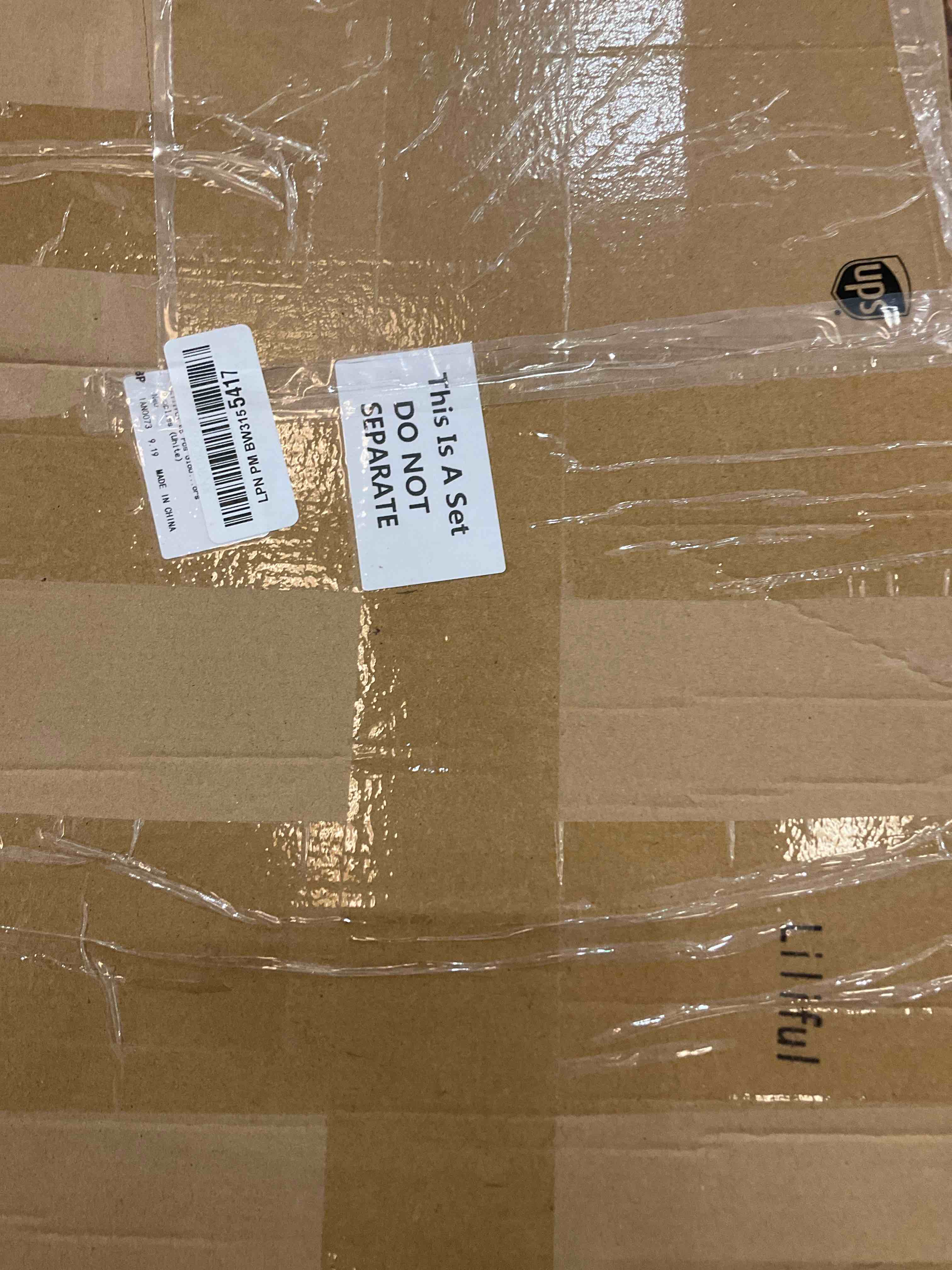 https://s3.amazonaws.com/lotting-images-prod/BargainHunt/EXS01449037_1717176032826.jpeg