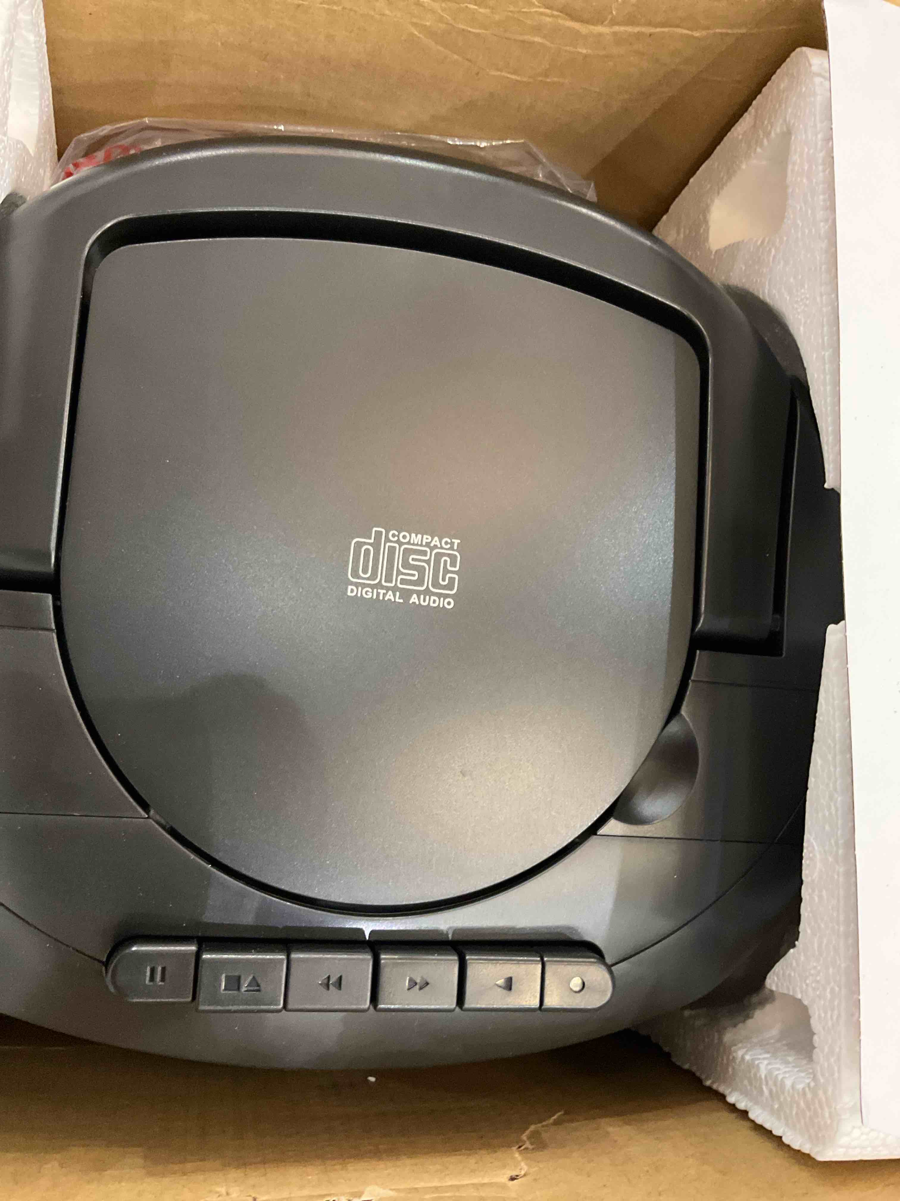 https://s3.amazonaws.com/lotting-images-prod/BargainHunt/EXS01449257_1717526058557.jpeg
