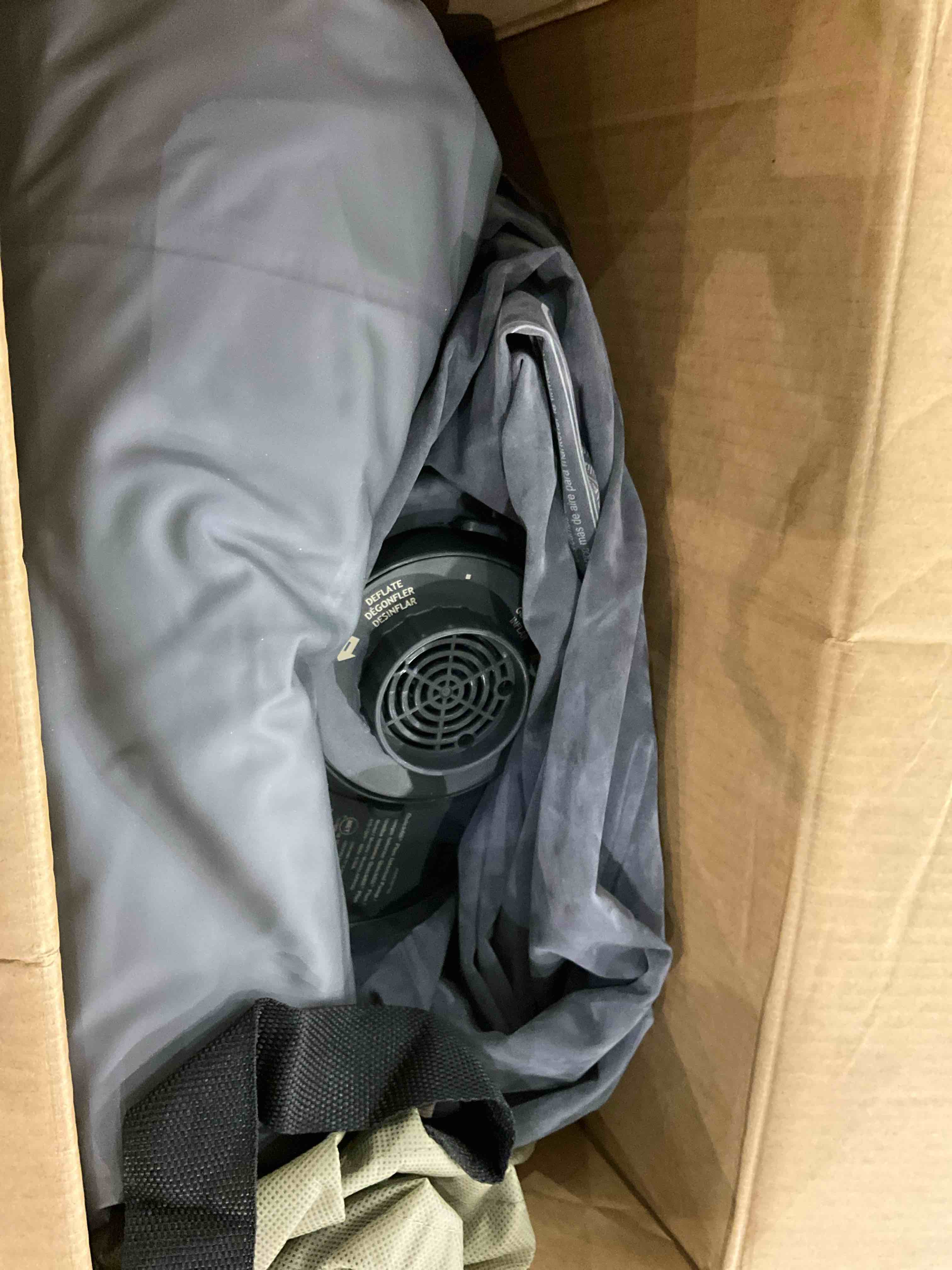 https://s3.amazonaws.com/lotting-images-prod/BargainHunt/EXS01449273_1717587993897.jpeg