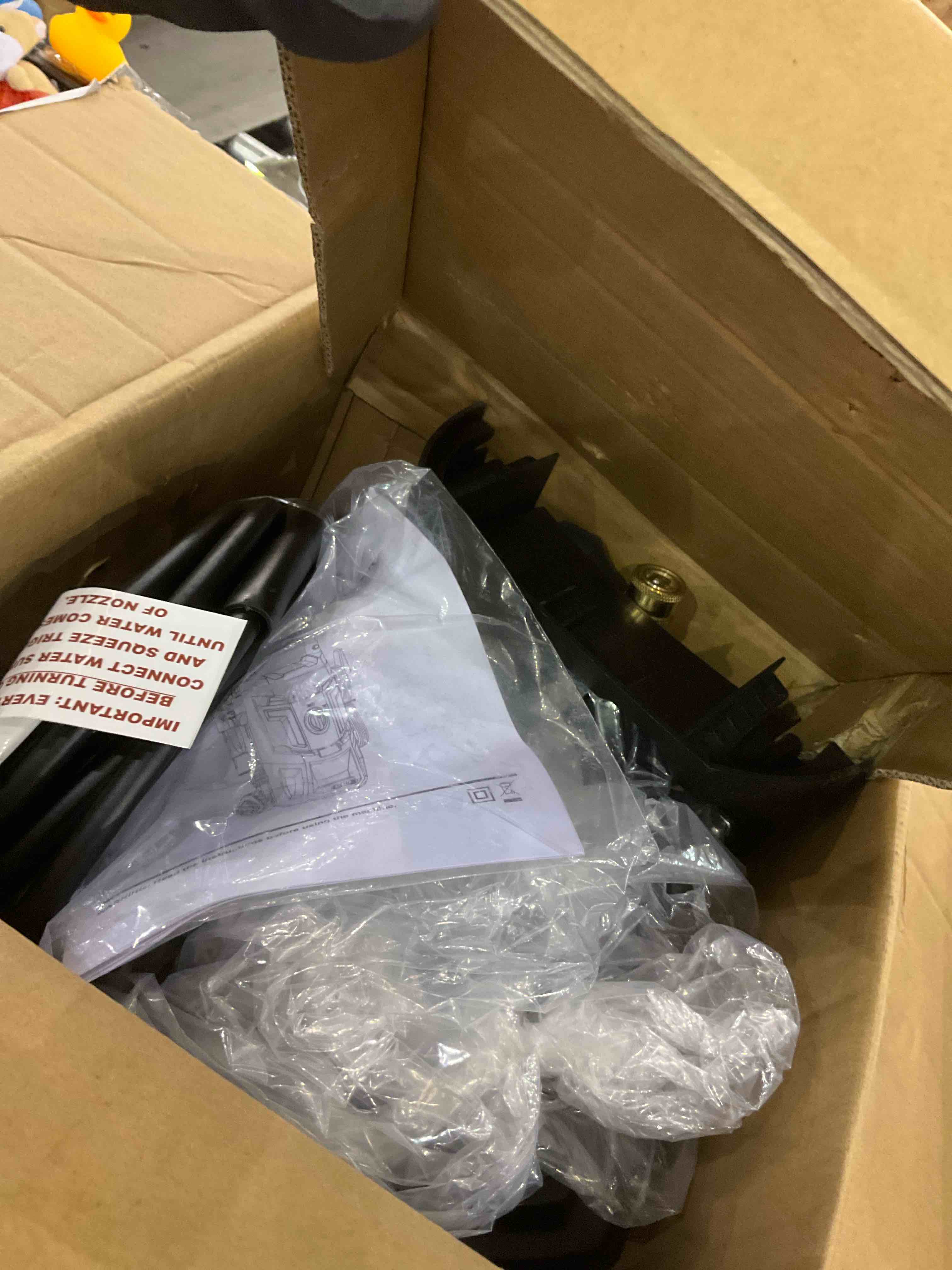 https://s3.amazonaws.com/lotting-images-prod/BargainHunt/EXS01449518_1717591852365.jpeg
