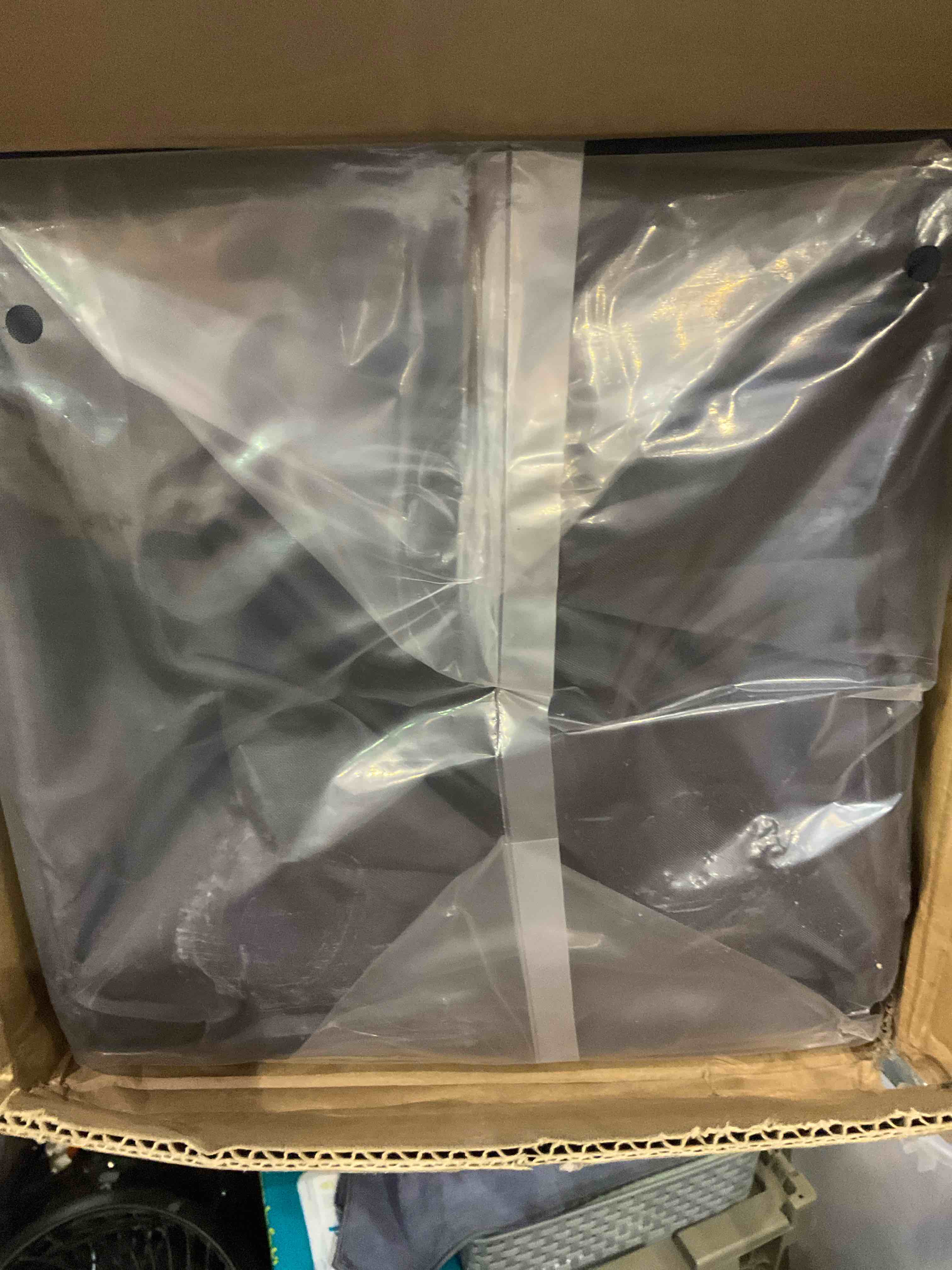https://s3.amazonaws.com/lotting-images-prod/BargainHunt/EXS01449806_1717764175273.jpeg