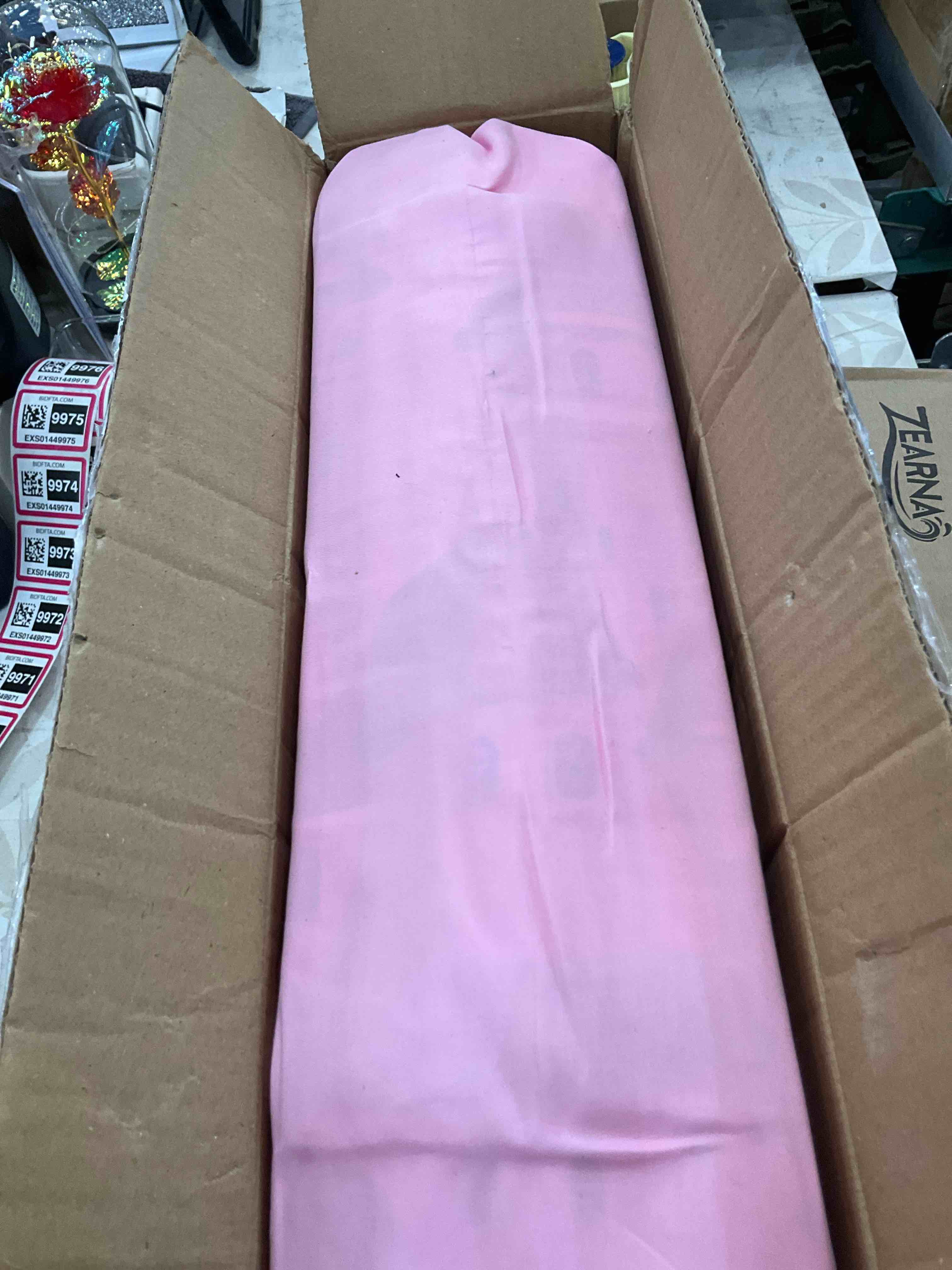 https://s3.amazonaws.com/lotting-images-prod/BargainHunt/EXS01449966_1717785617800.jpeg