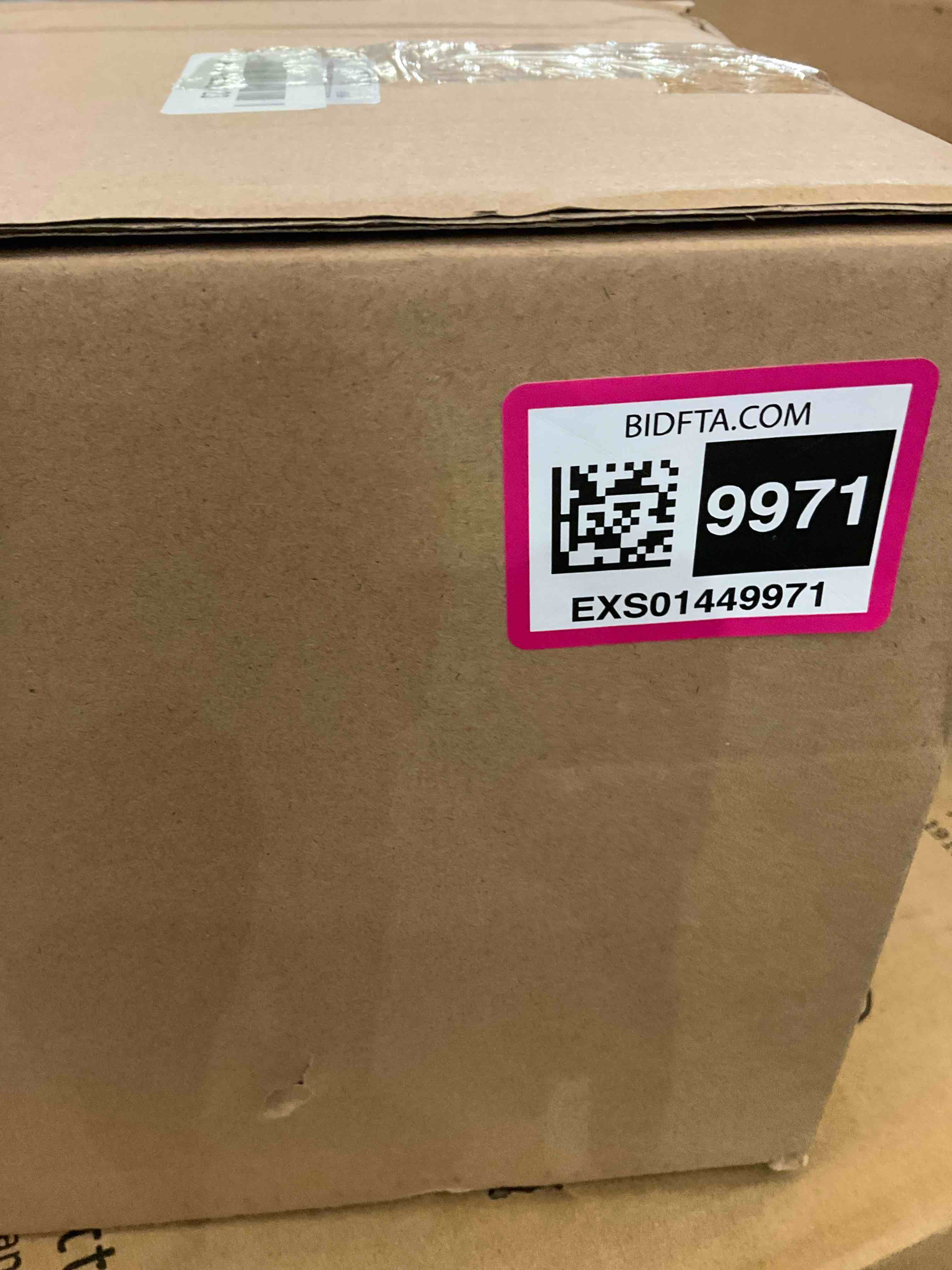 https://s3.amazonaws.com/lotting-images-prod/BargainHunt/EXS01449971_1717785917169.jpeg