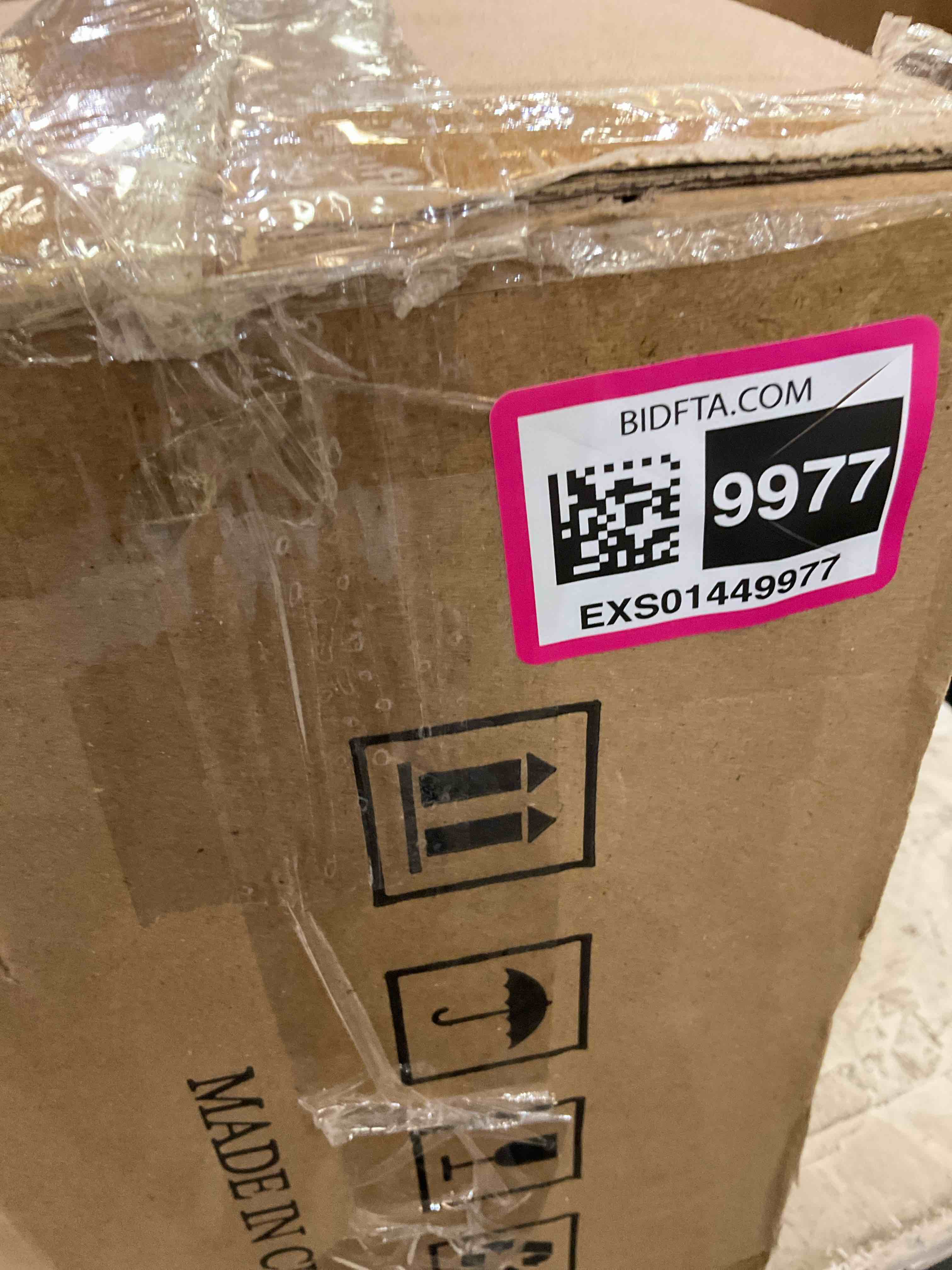 https://s3.amazonaws.com/lotting-images-prod/BargainHunt/EXS01449977_1717786313716.jpeg