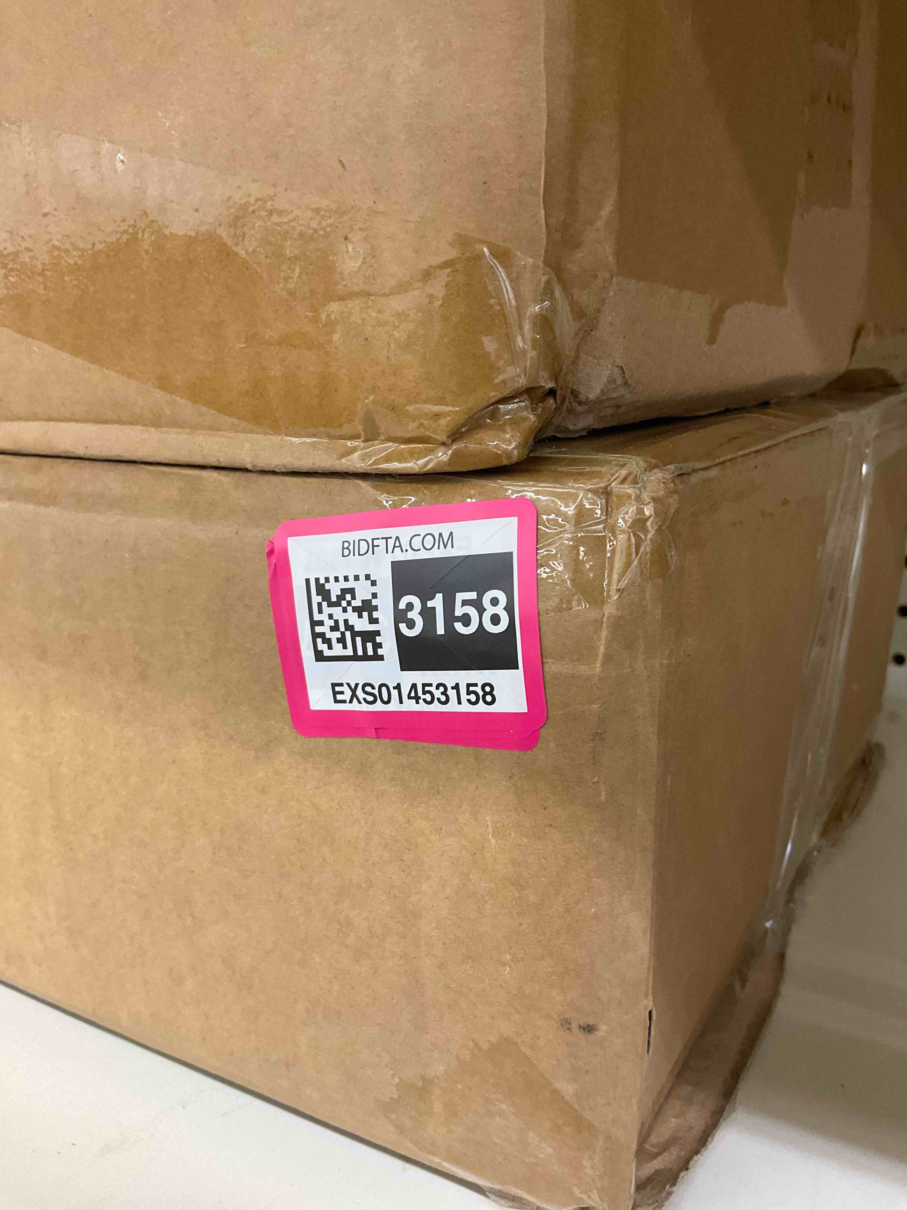 https://s3.amazonaws.com/lotting-images-prod/BargainHunt/EXS01453158_1722008532133.jpeg