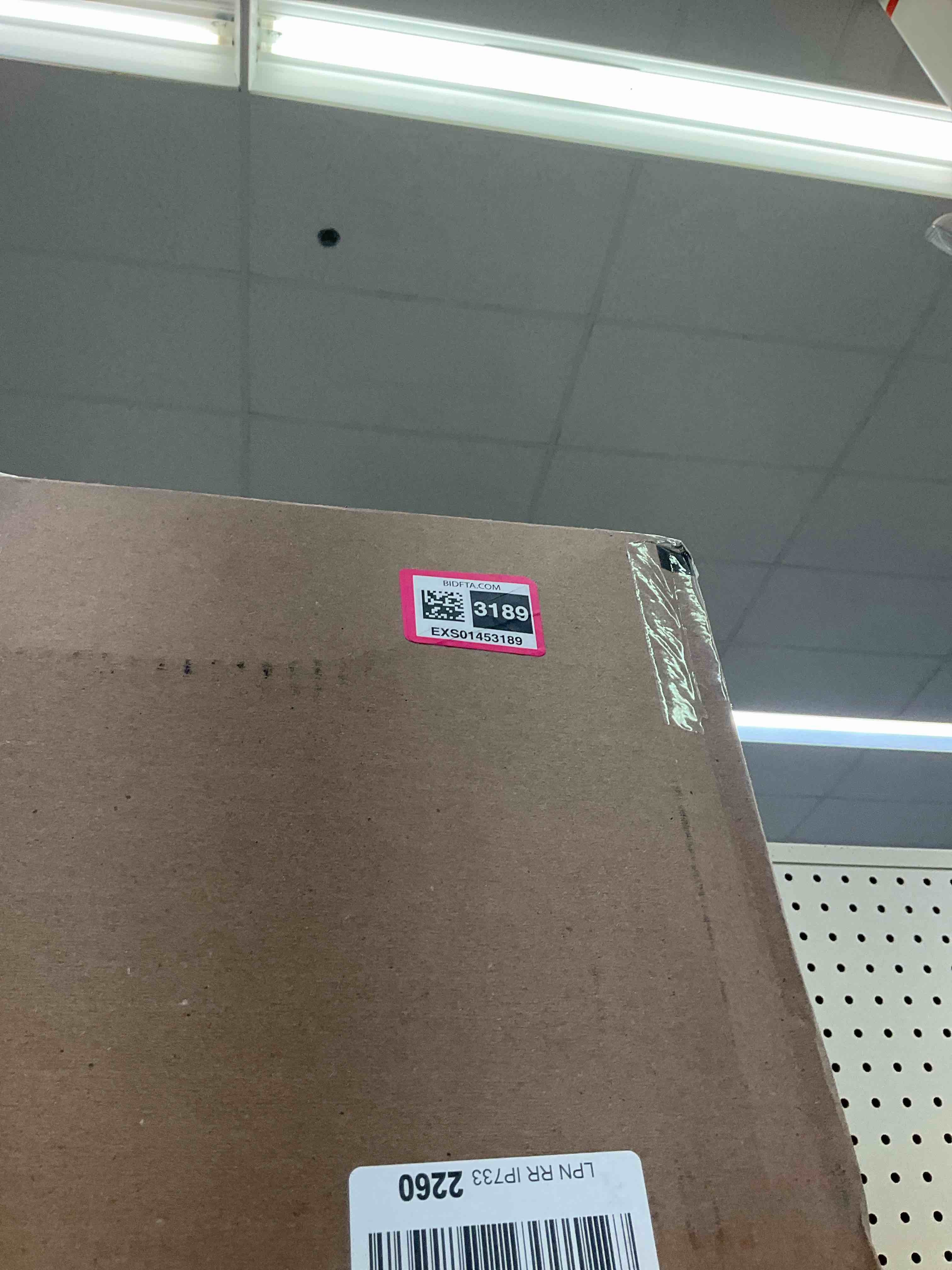 https://s3.amazonaws.com/lotting-images-prod/BargainHunt/EXS01453189_1722008976675.jpeg