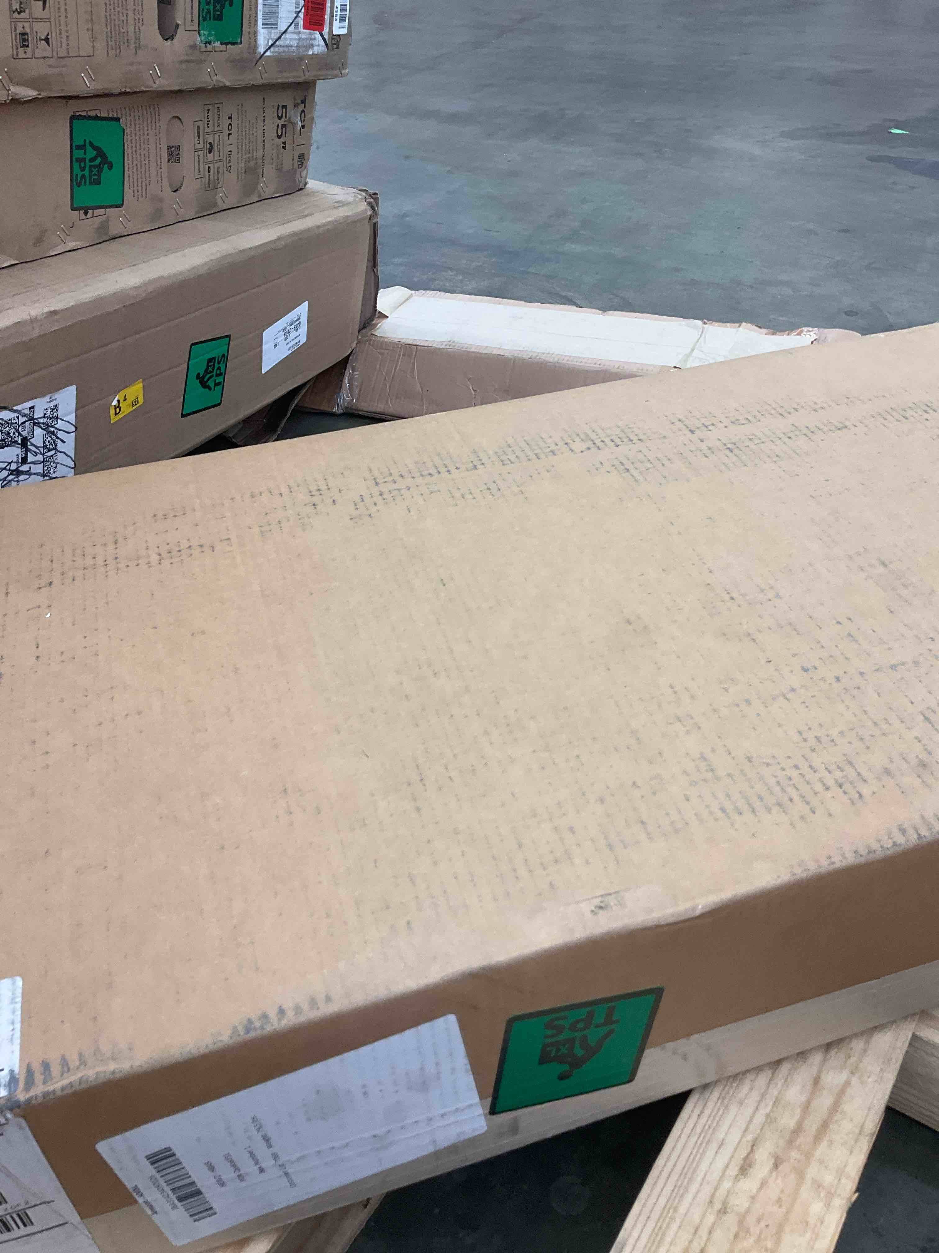 https://s3.amazonaws.com/lotting-images-prod/BargainHunt/EXS01453325_1722974462493.jpeg