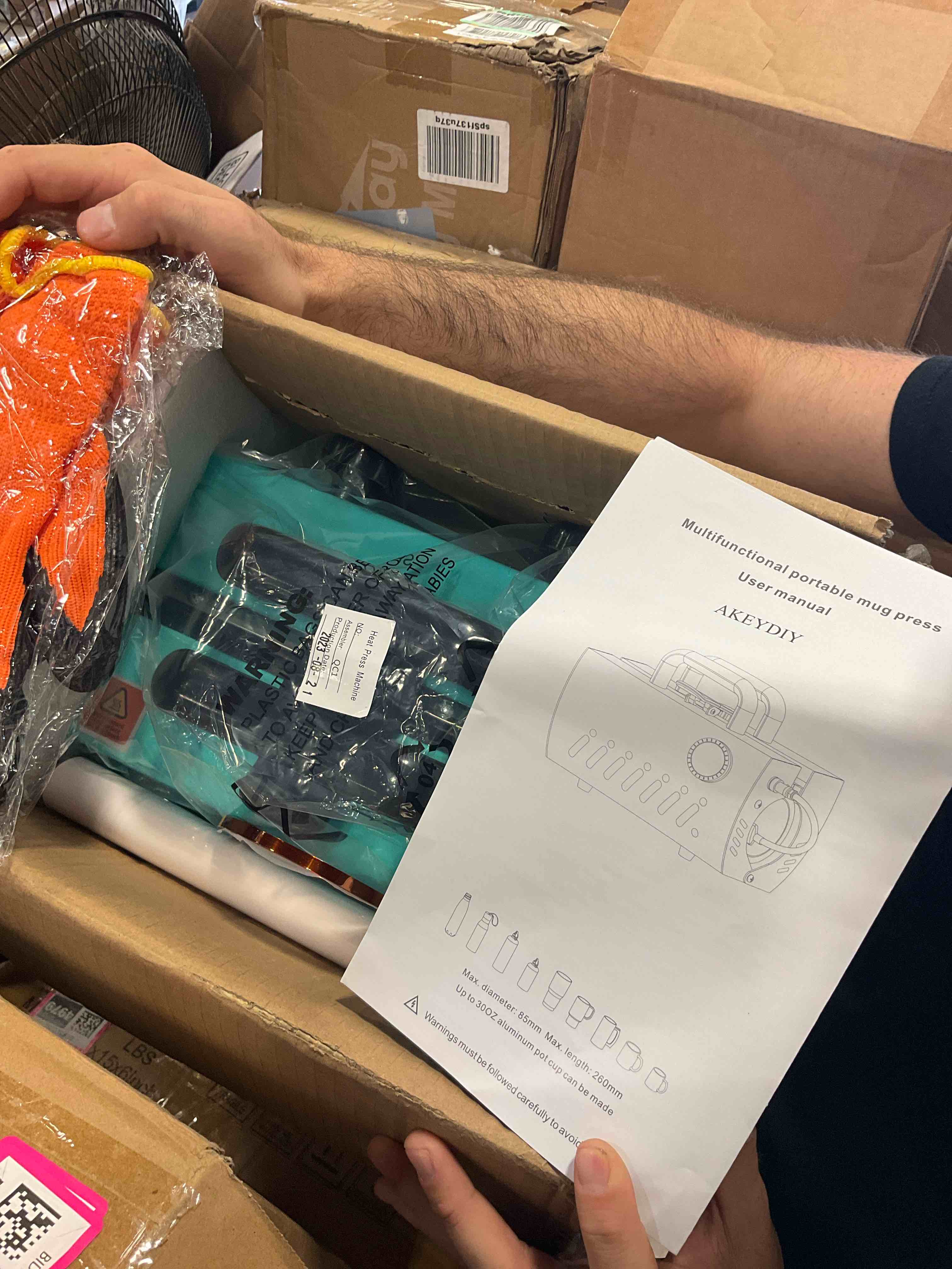 https://s3.amazonaws.com/lotting-images-prod/BargainHunt/EXS01456757_1722541528423.jpeg