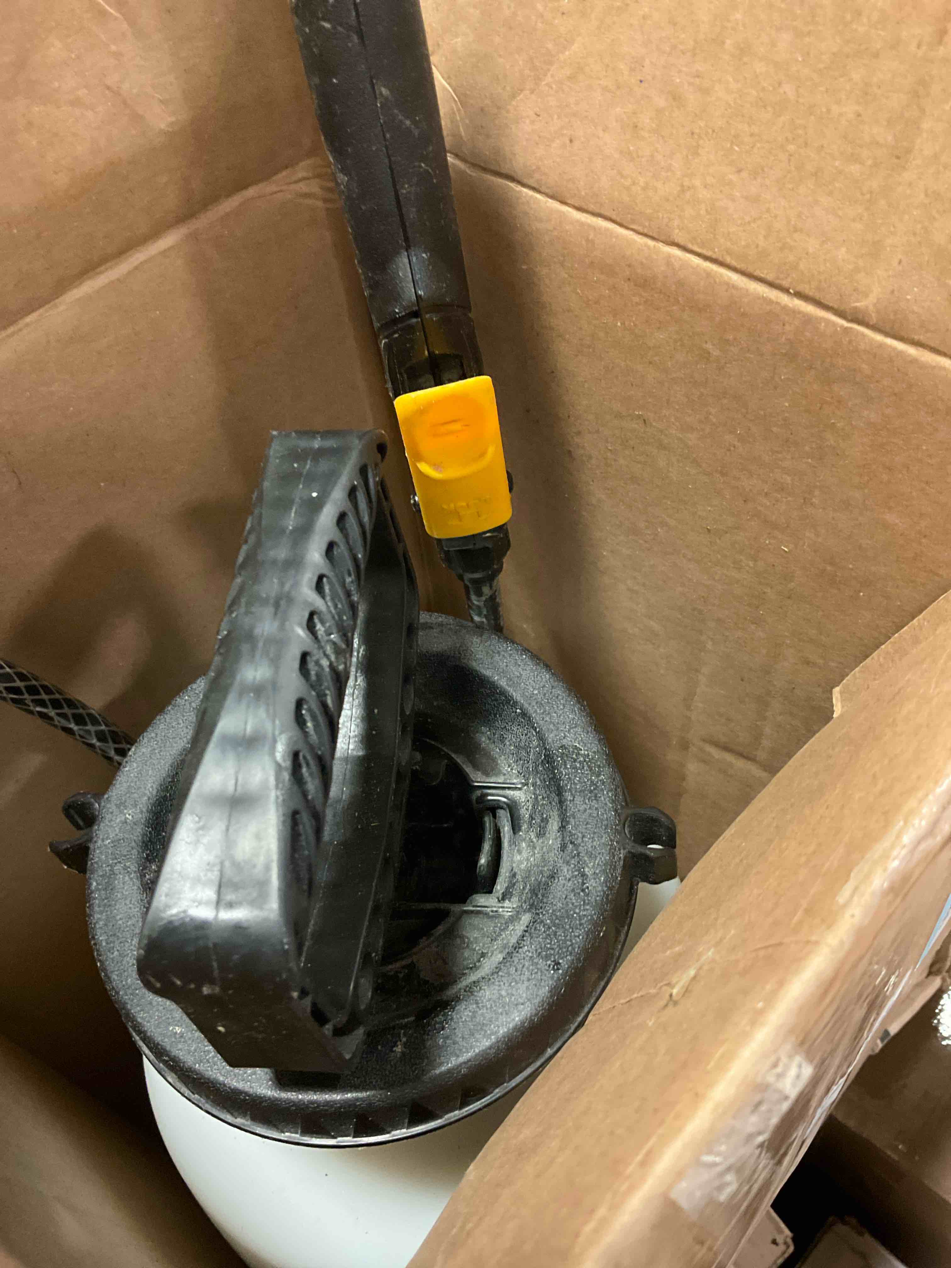 https://s3.amazonaws.com/lotting-images-prod/BargainHunt/EXS01456804_1723145939995.jpeg