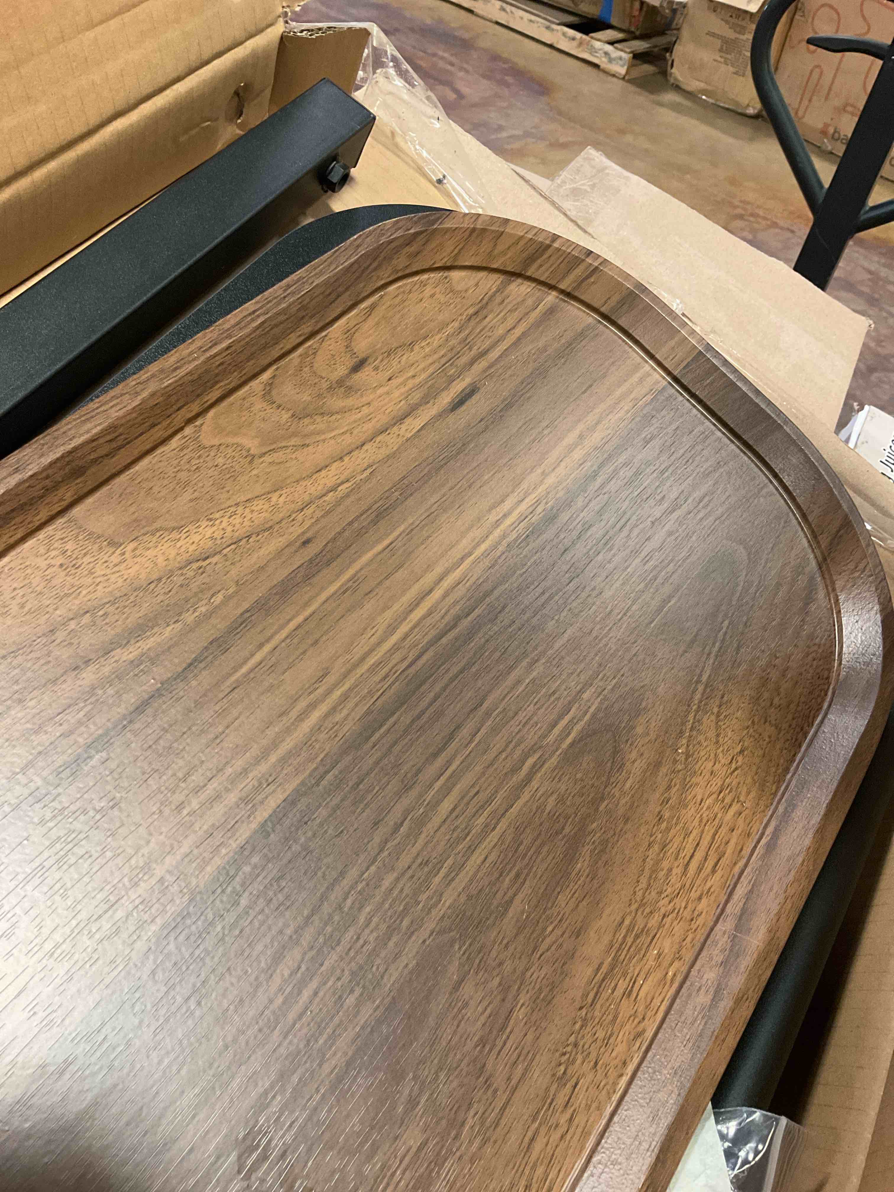 https://s3.amazonaws.com/lotting-images-prod/BargainHunt/EXS01456804_1723146029386.jpeg