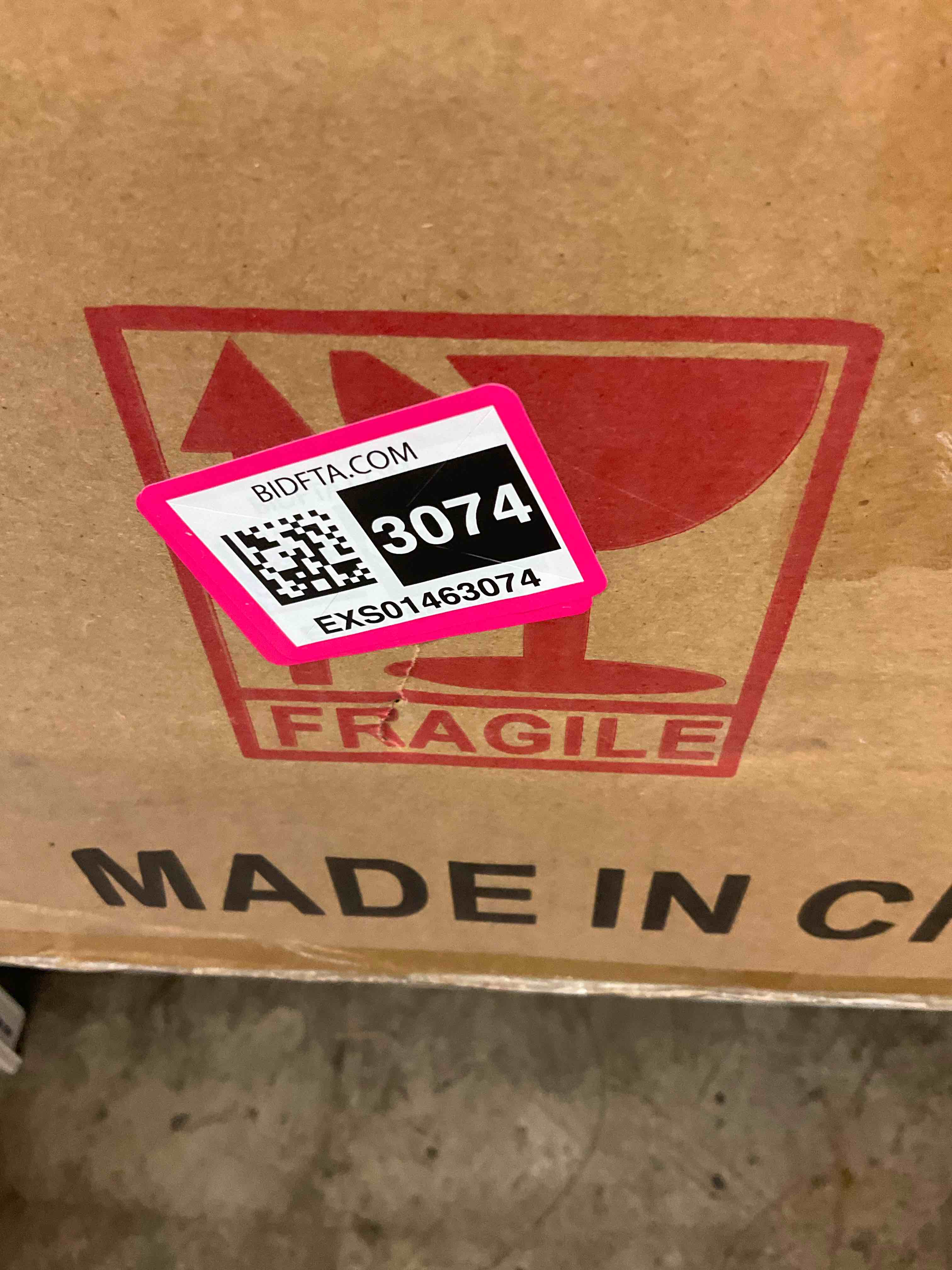 https://s3.amazonaws.com/lotting-images-prod/BargainHunt/EXS01463074_1720193436410.jpeg