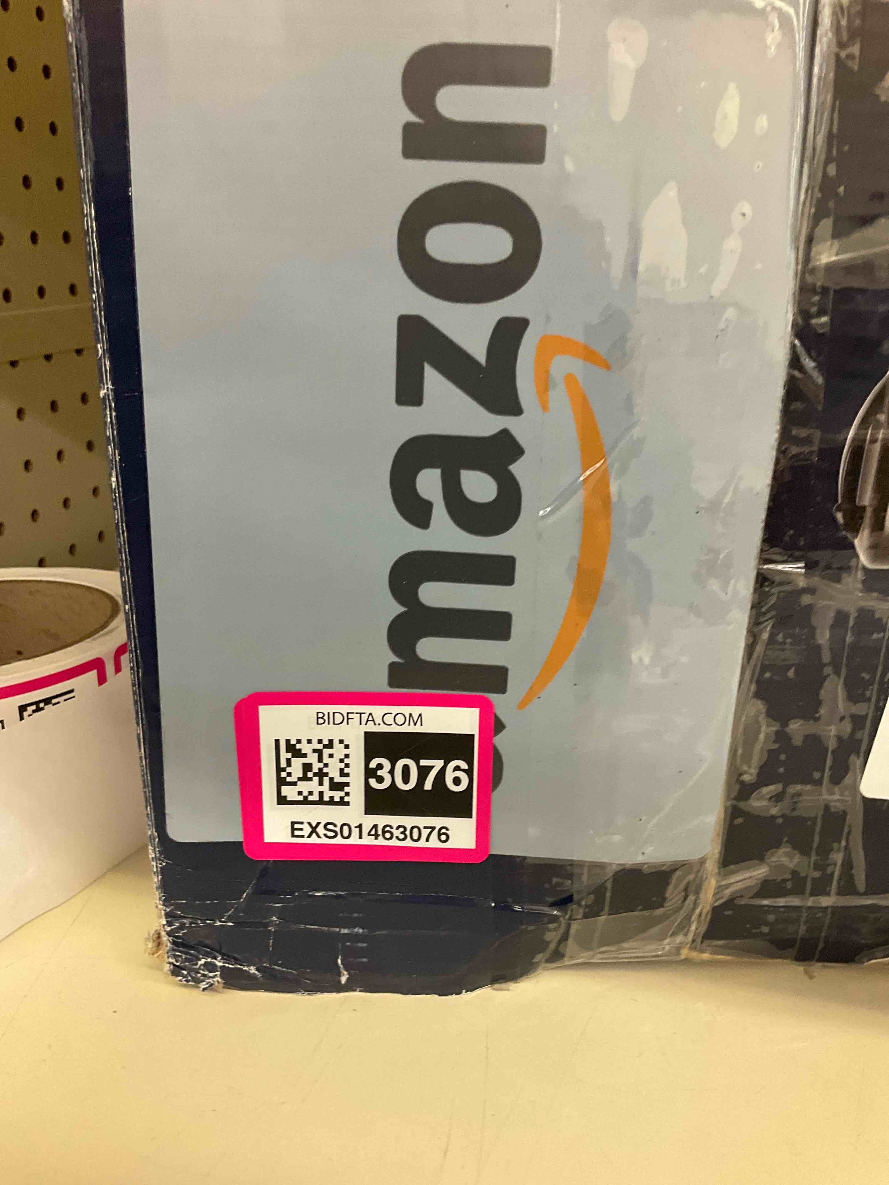 https://s3.amazonaws.com/lotting-images-prod/BargainHunt/EXS01463076_1720193572581.jpeg