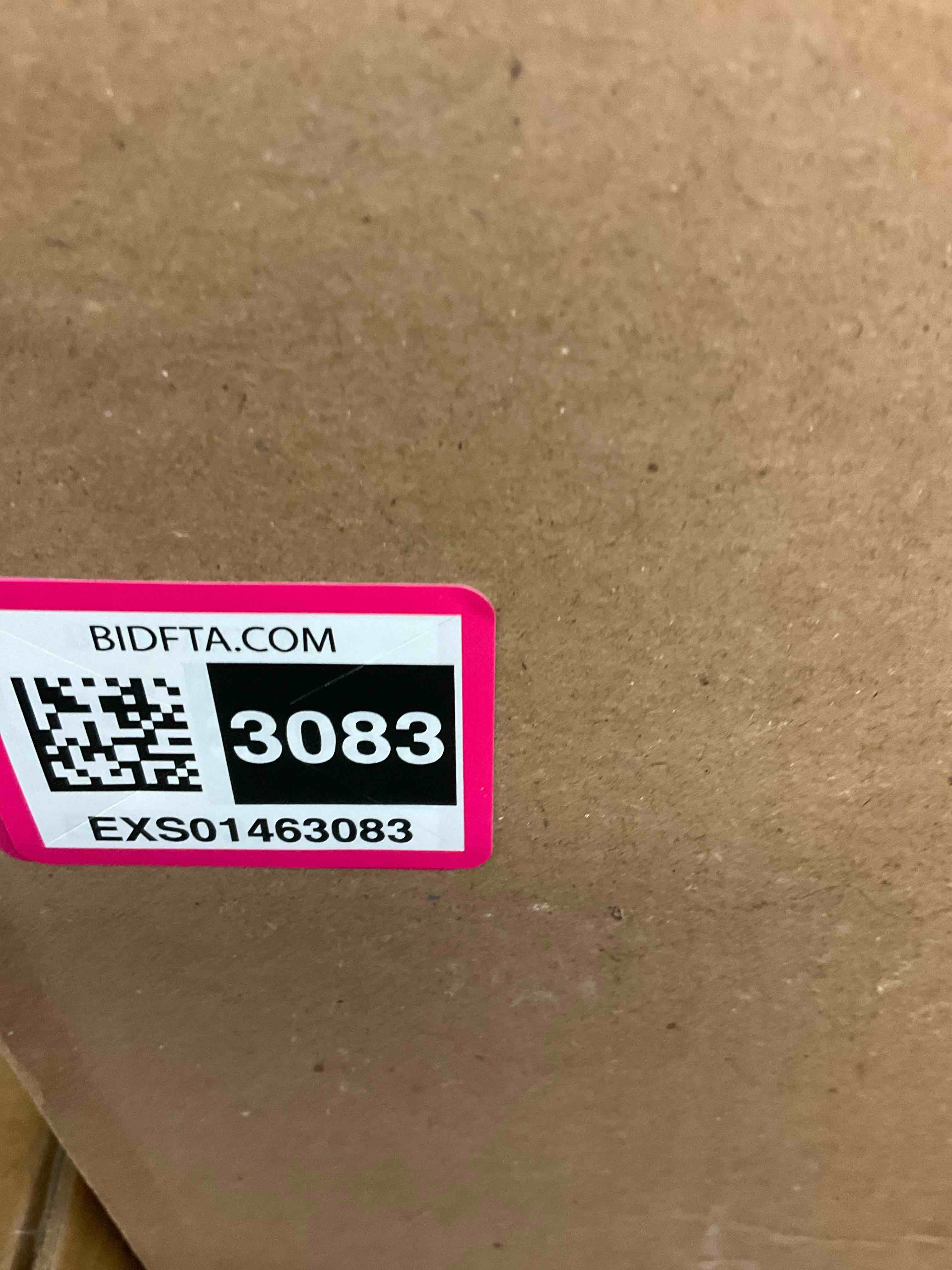 https://s3.amazonaws.com/lotting-images-prod/BargainHunt/EXS01463083_1720193964013.jpeg
