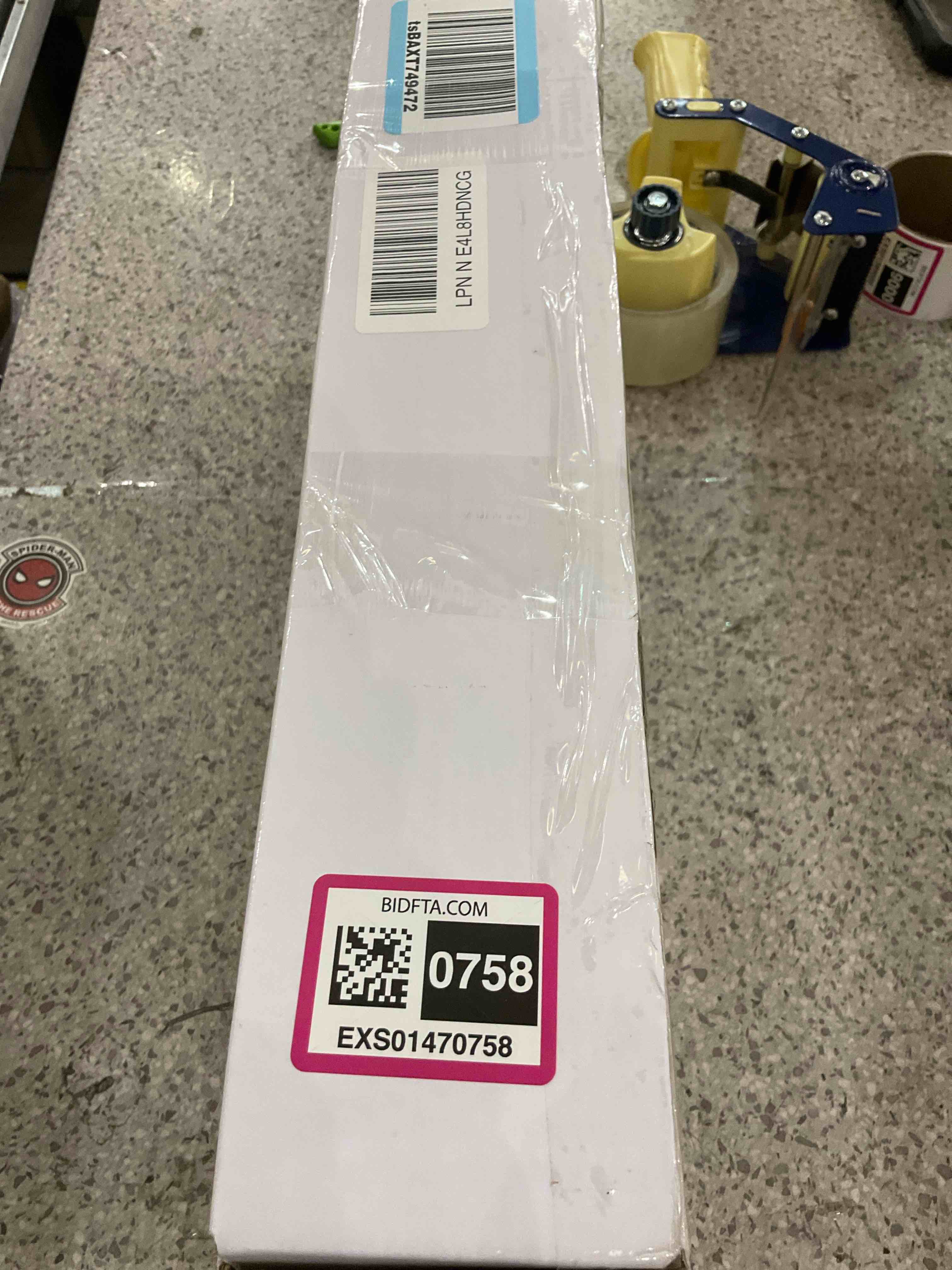 https://s3.amazonaws.com/lotting-images-prod/BargainHunt/EXS01470758_1721840425026.jpeg