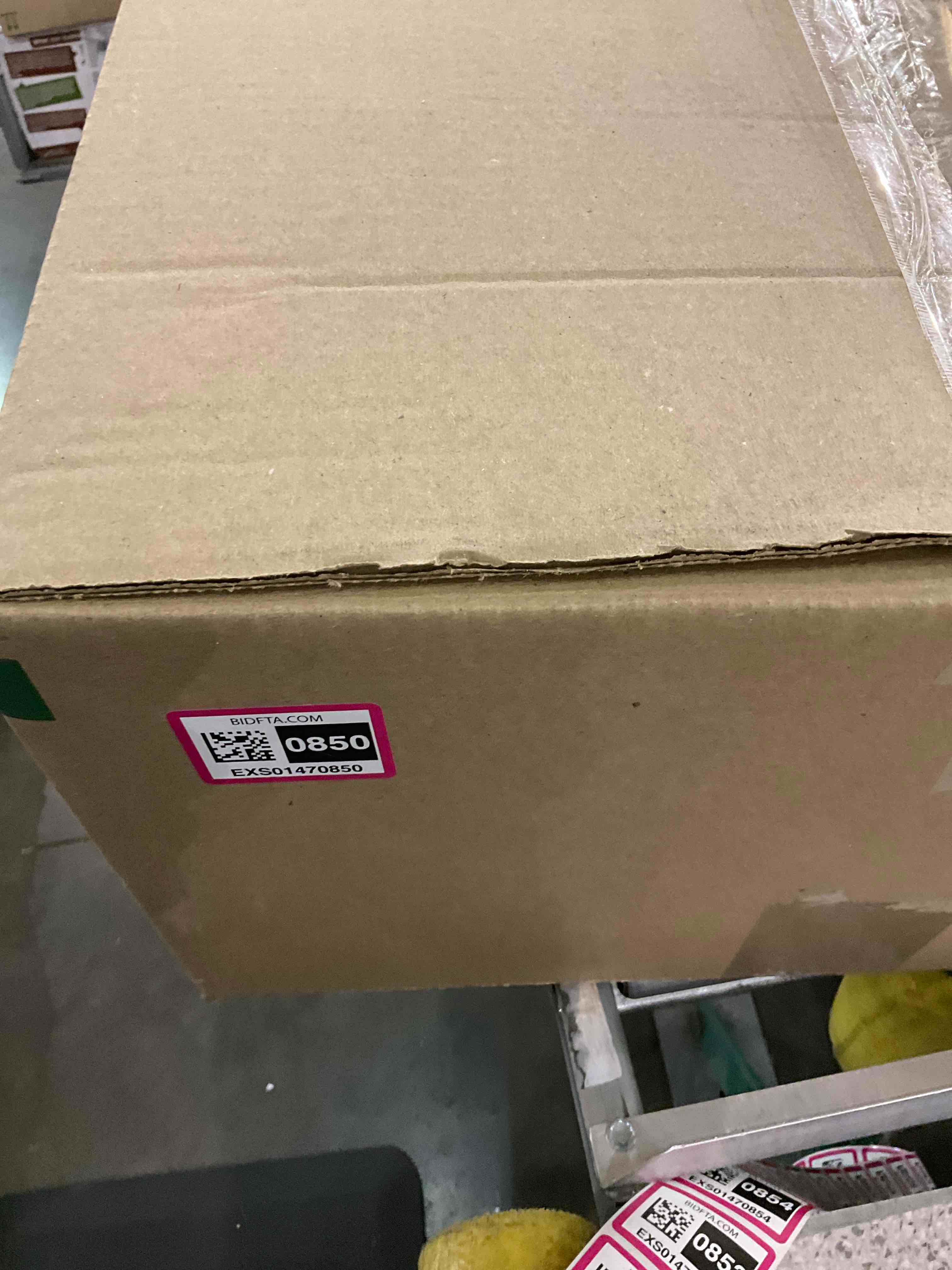 https://s3.amazonaws.com/lotting-images-prod/BargainHunt/EXS01470850_1721909730171.jpeg