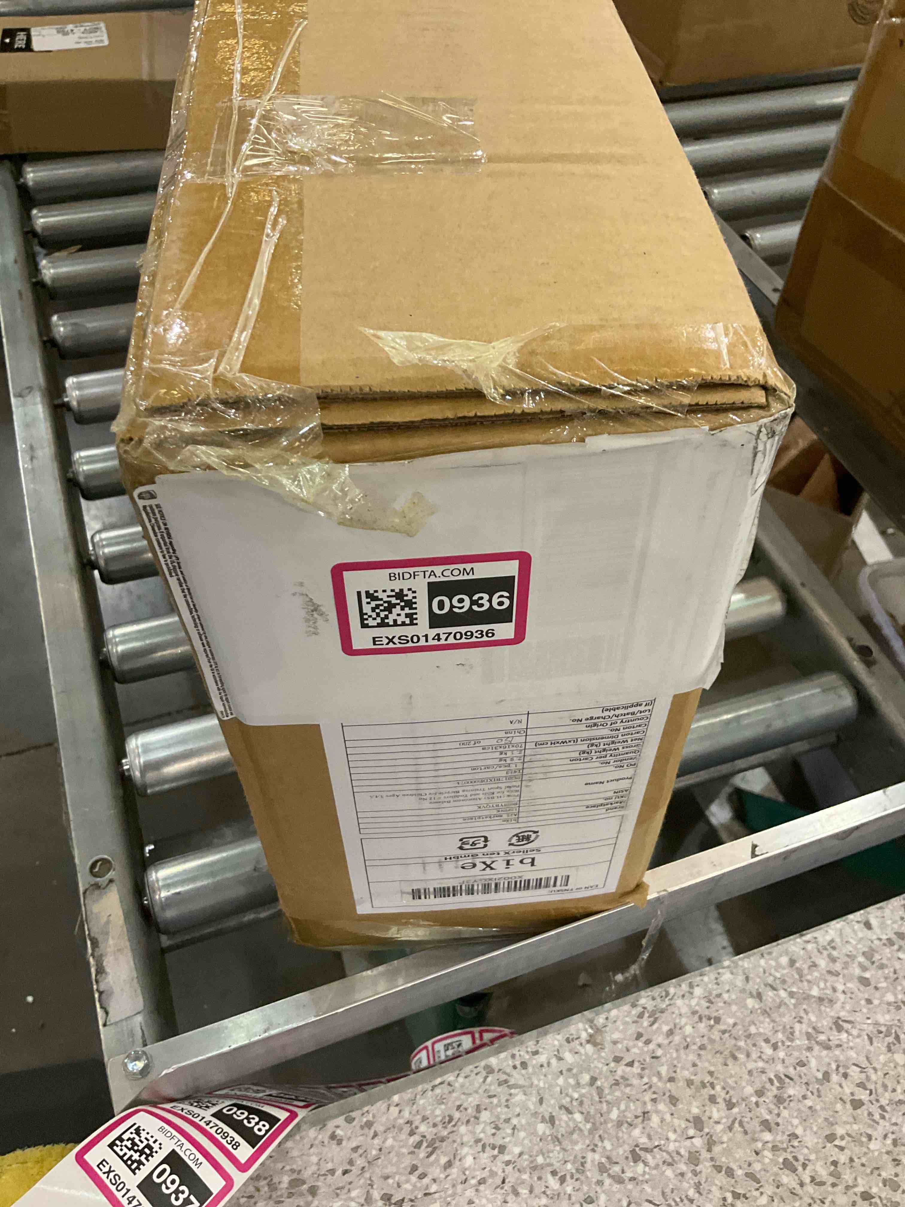 https://s3.amazonaws.com/lotting-images-prod/BargainHunt/EXS01470936_1721926129715.jpeg