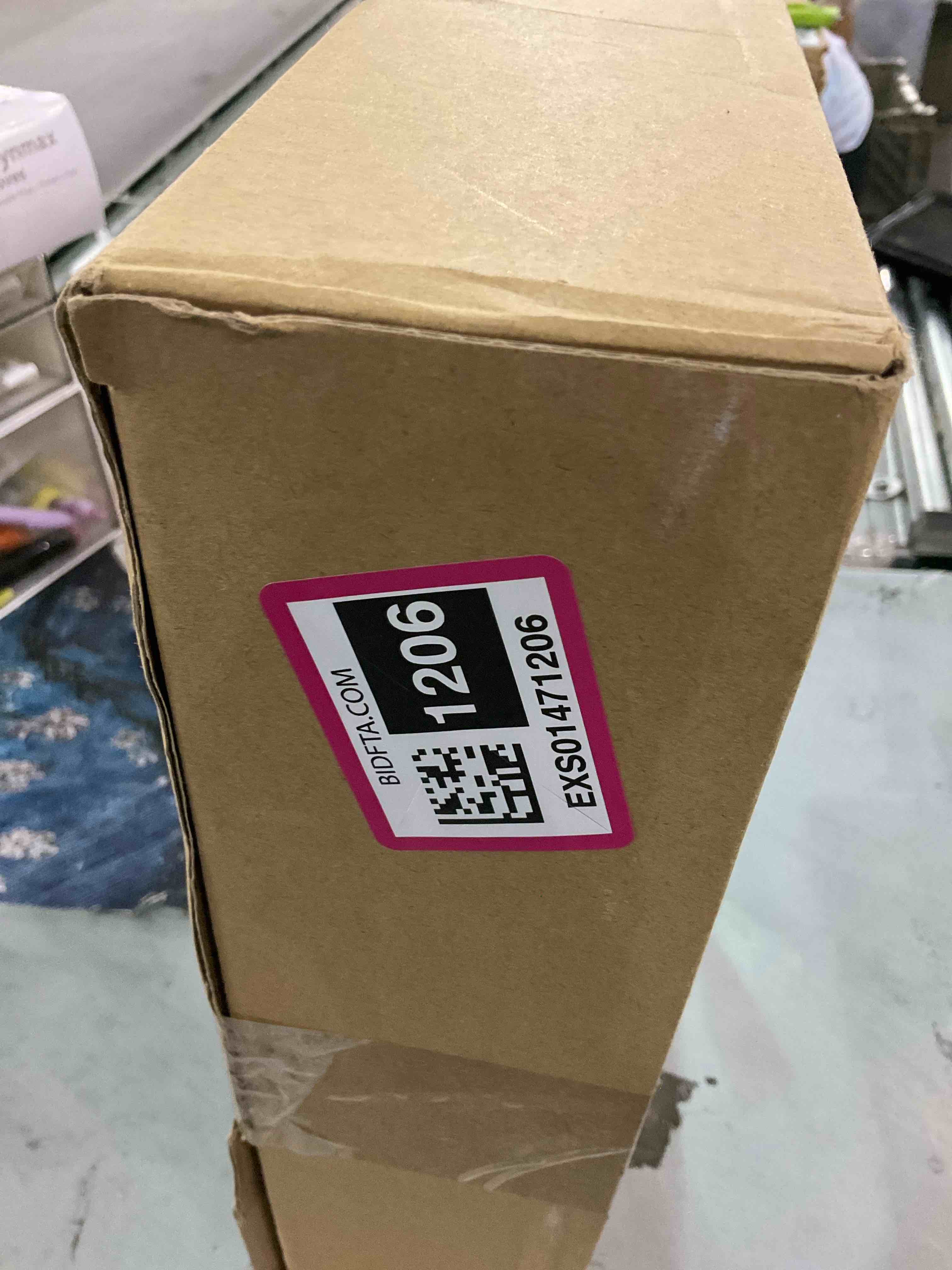 https://s3.amazonaws.com/lotting-images-prod/BargainHunt/EXS01471206_1718277615785.jpeg