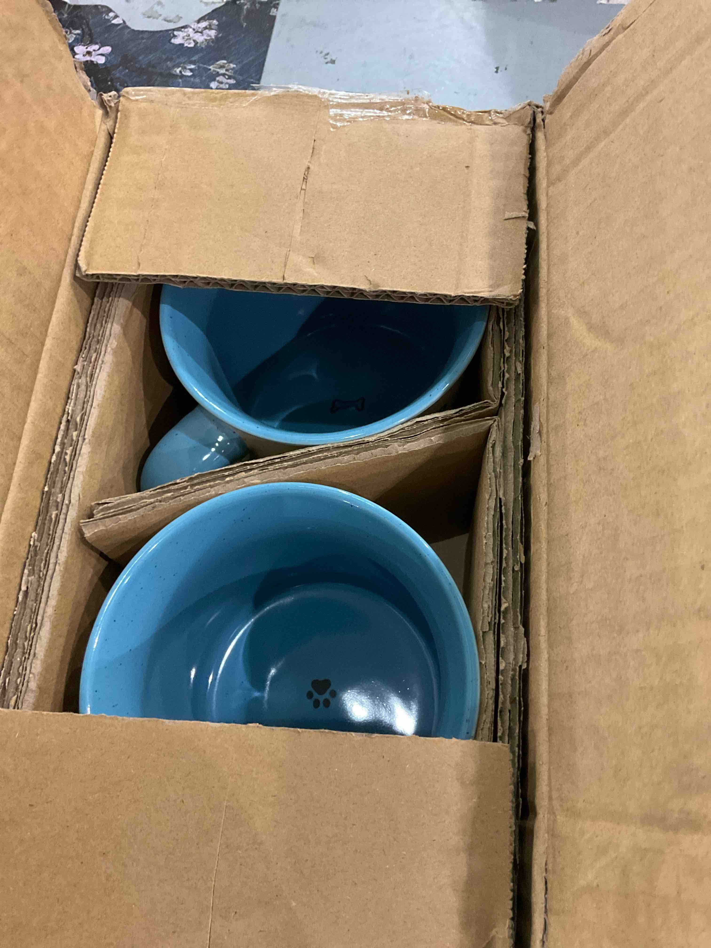 https://s3.amazonaws.com/lotting-images-prod/BargainHunt/EXS01471228_1718280194999.jpeg