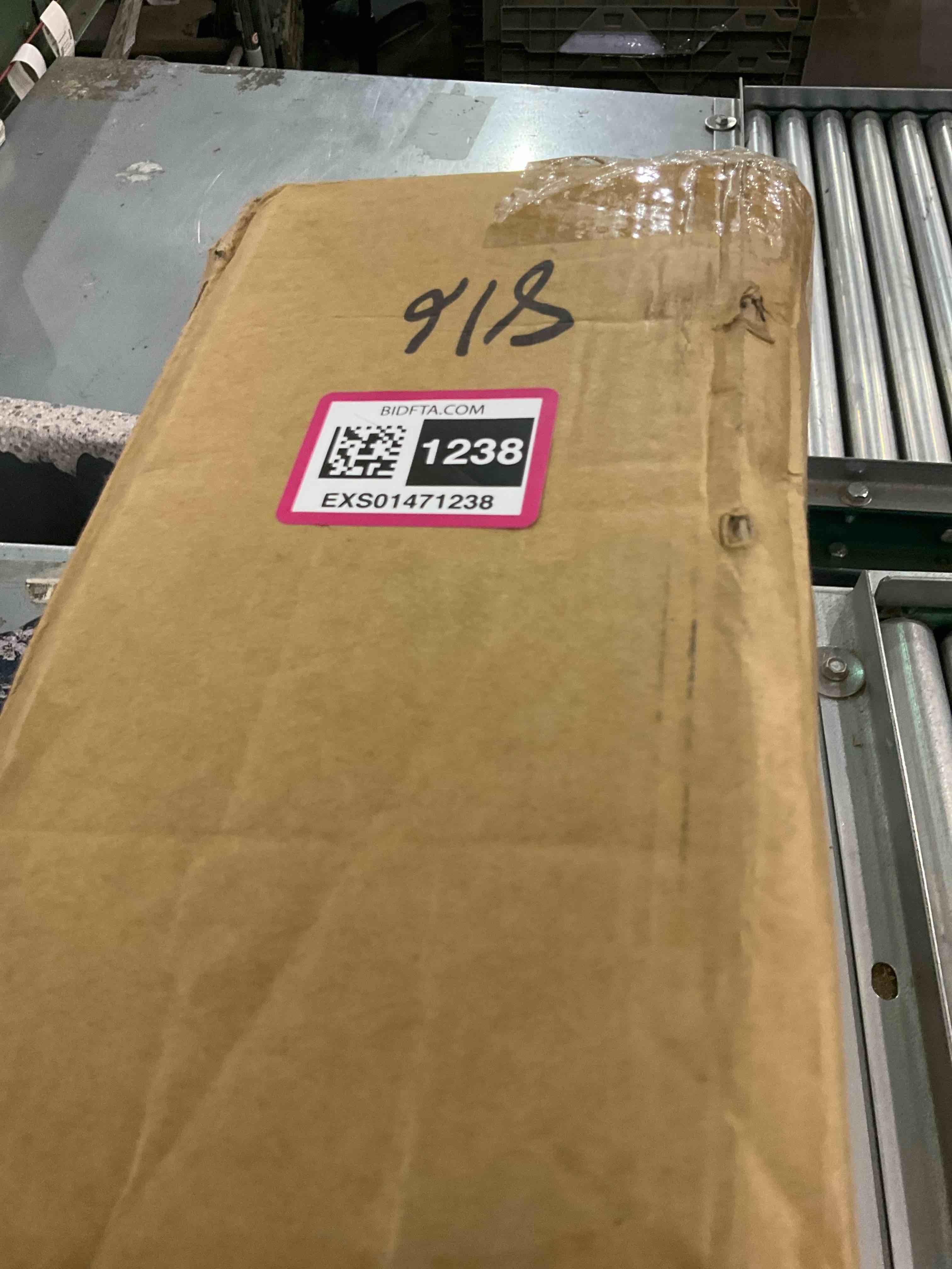 https://s3.amazonaws.com/lotting-images-prod/BargainHunt/EXS01471238_1718281306420.jpeg