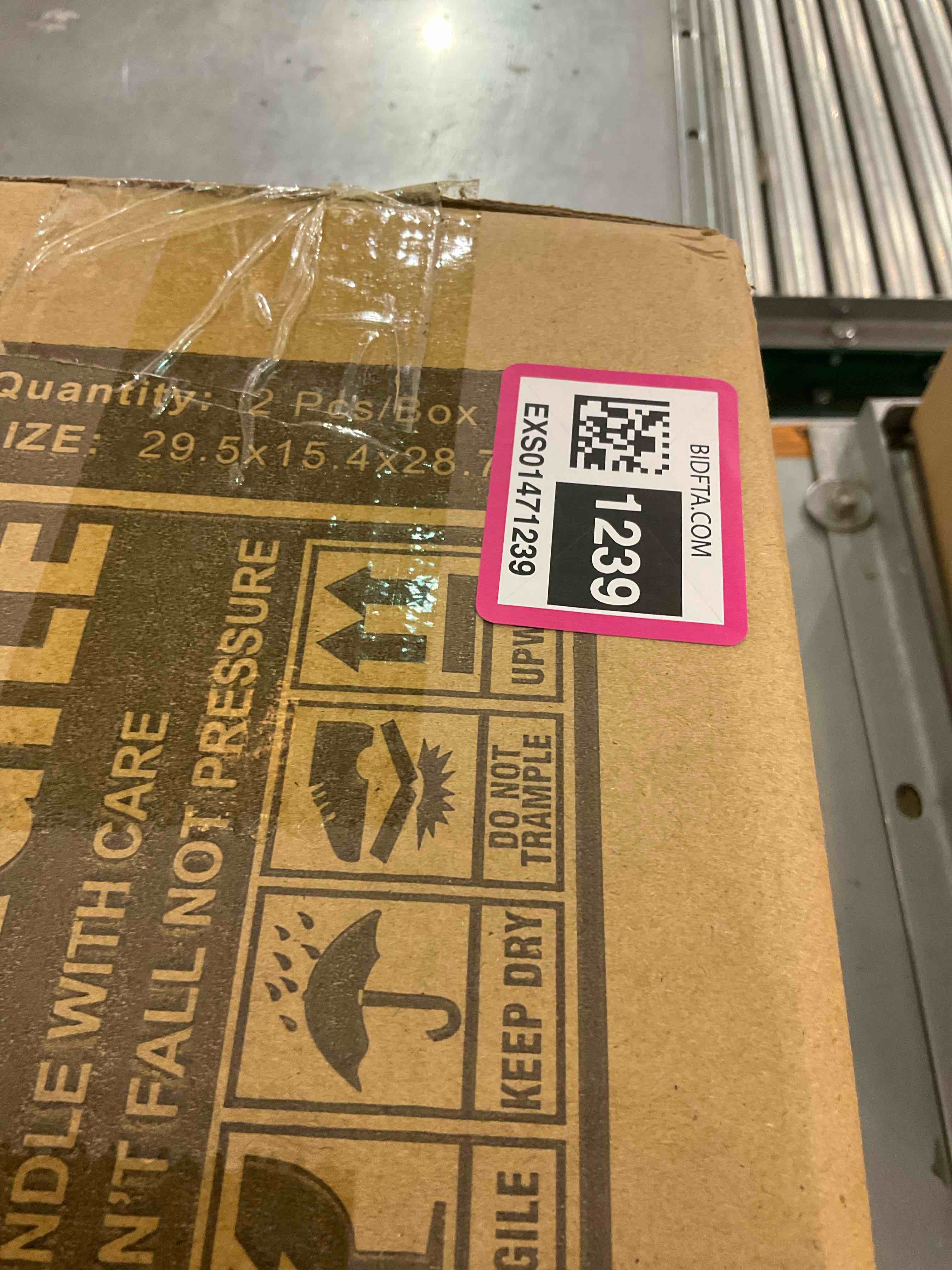 https://s3.amazonaws.com/lotting-images-prod/BargainHunt/EXS01471239_1718281463521.jpeg