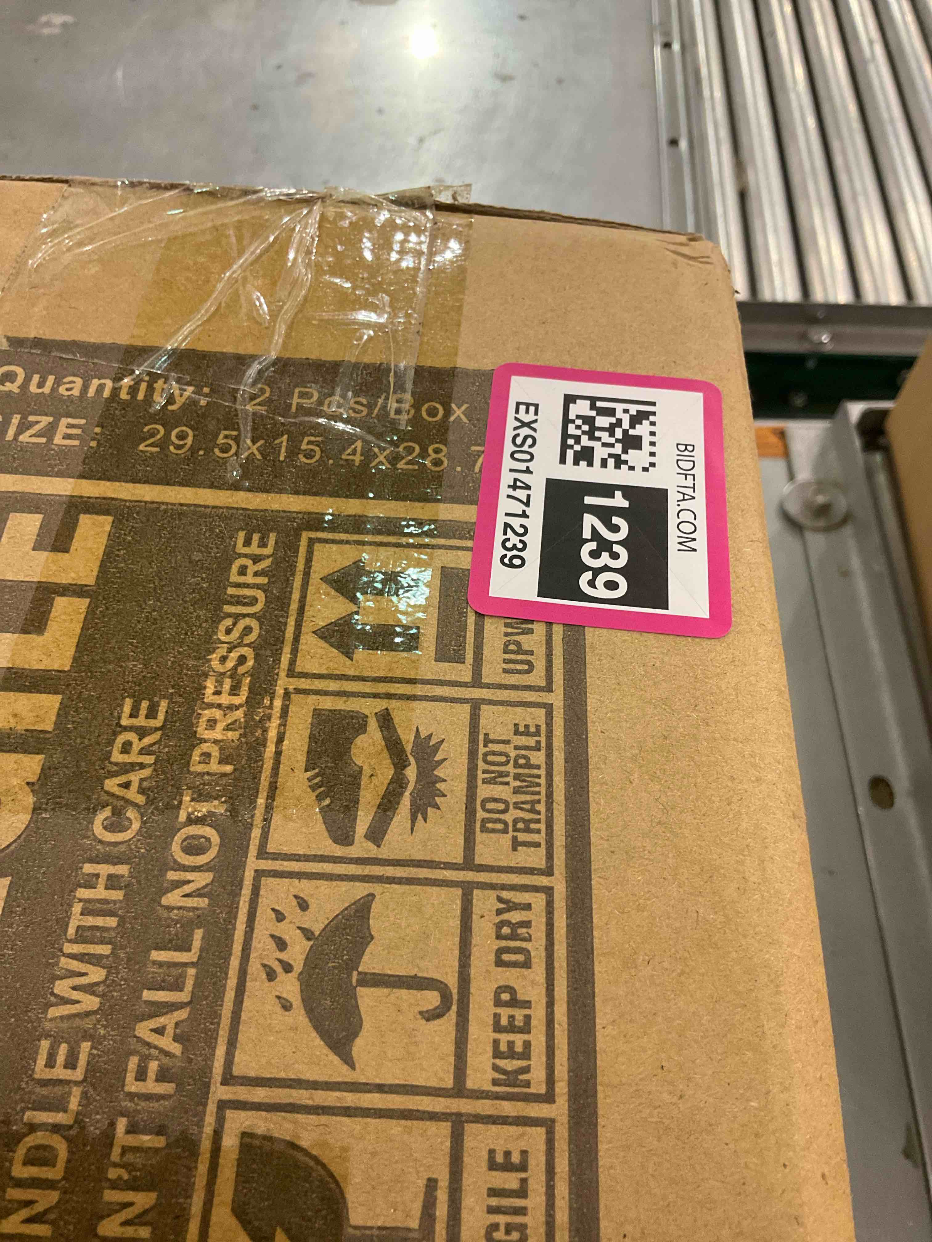 https://s3.amazonaws.com/lotting-images-prod/BargainHunt/EXS01471239_1718281465307.jpeg