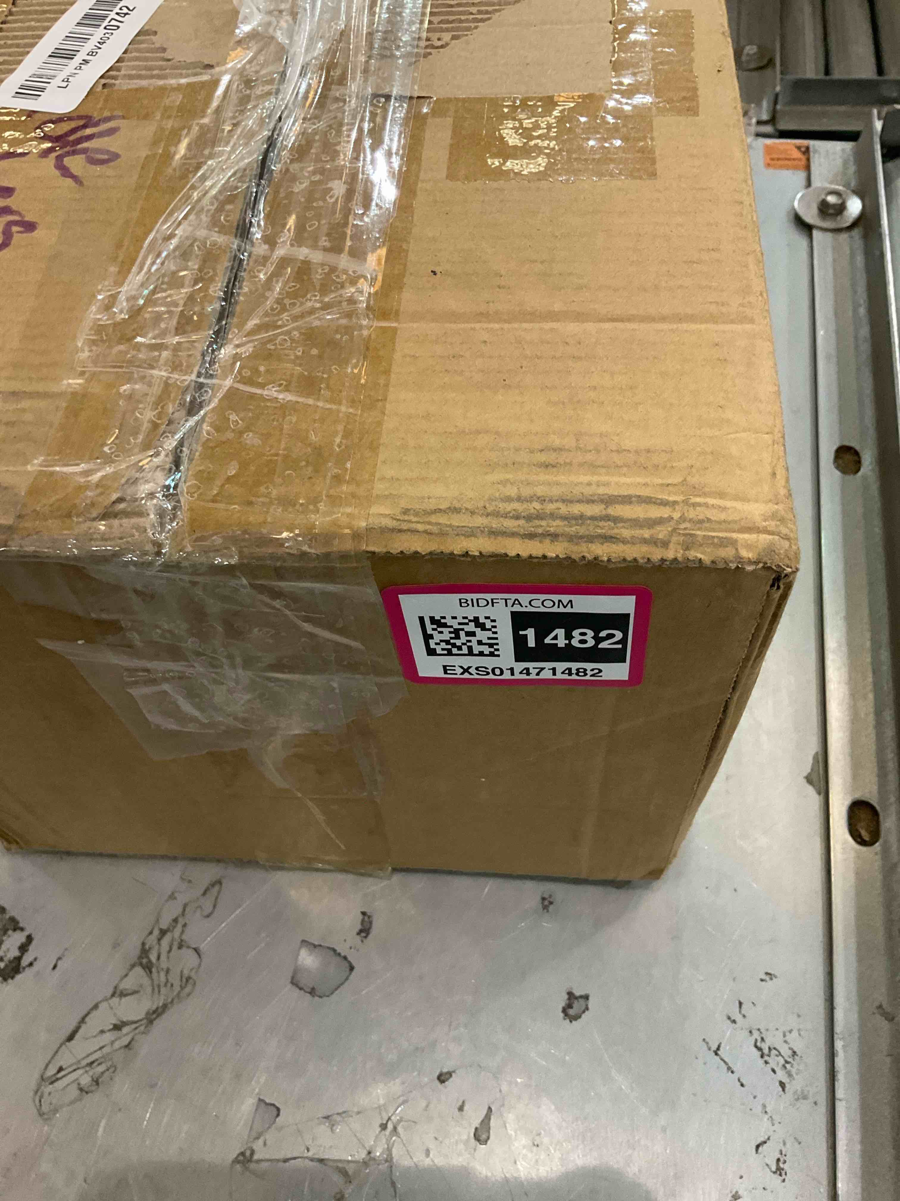 https://s3.amazonaws.com/lotting-images-prod/BargainHunt/EXS01471482_1718643426197.jpeg