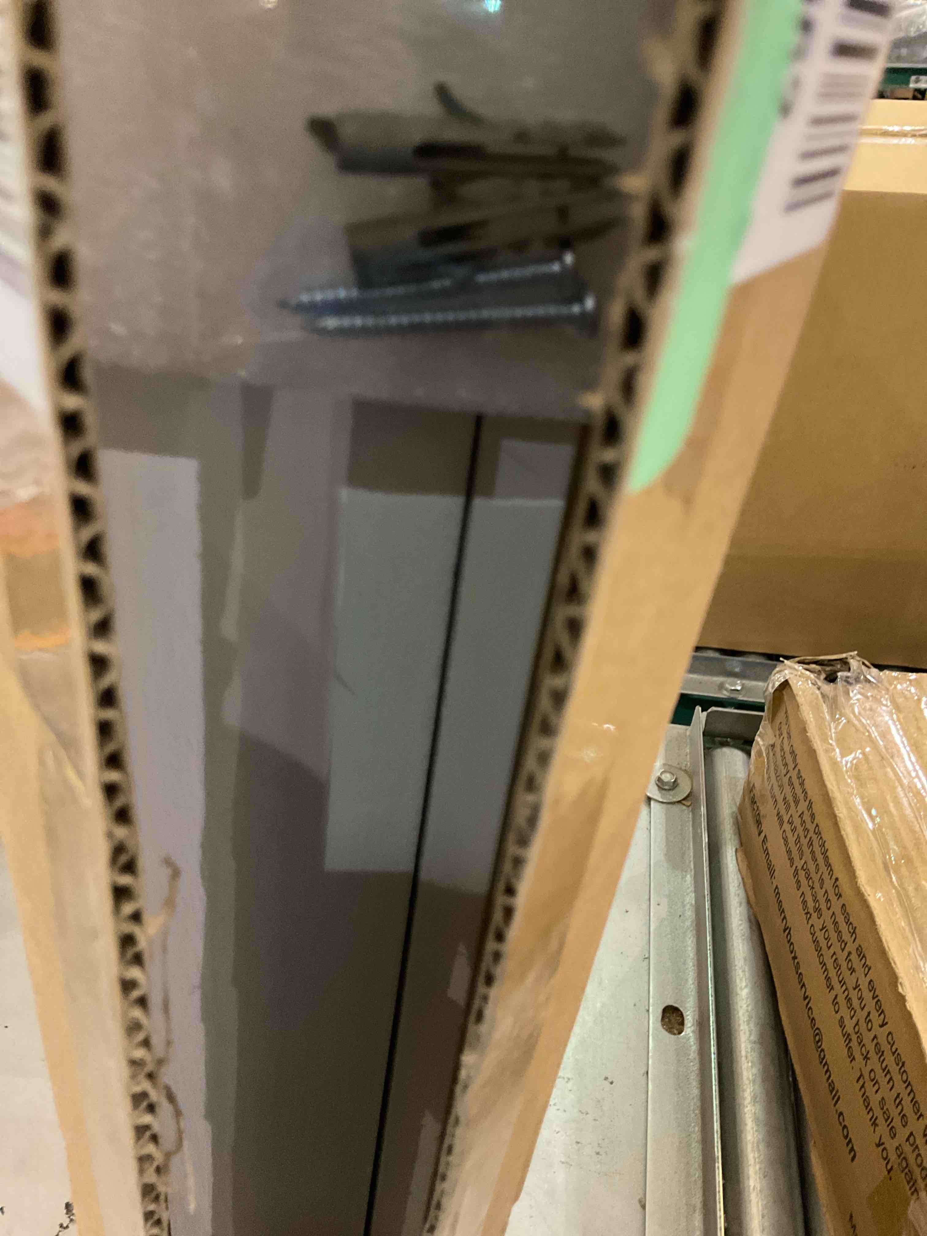 https://s3.amazonaws.com/lotting-images-prod/BargainHunt/EXS01471527_1717764661584.jpeg