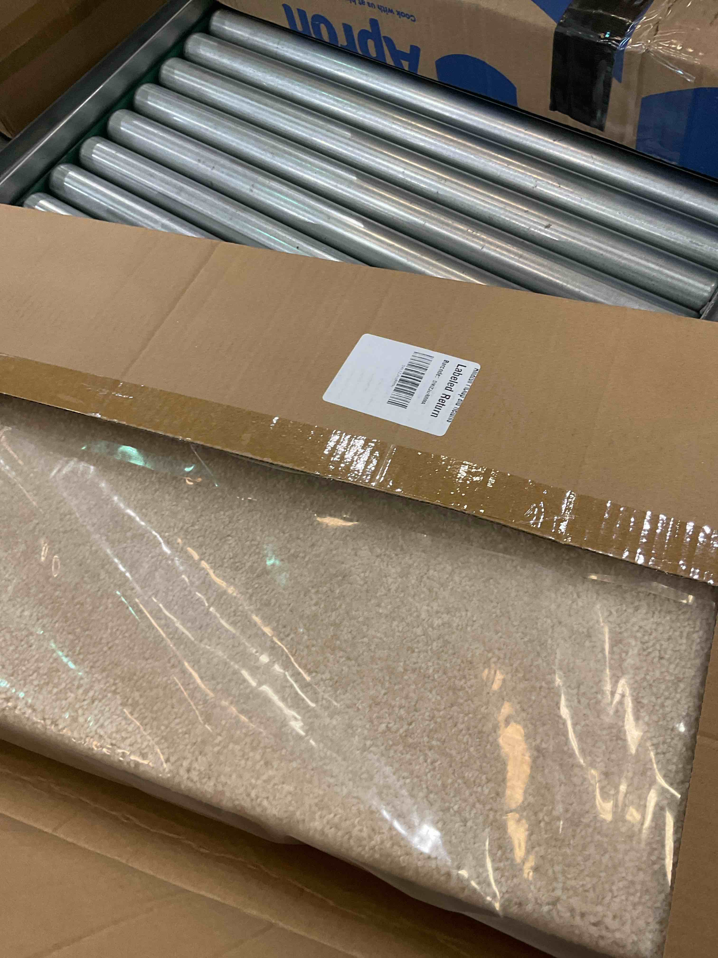 https://s3.amazonaws.com/lotting-images-prod/BargainHunt/EXS01471604_1717781894630.jpeg