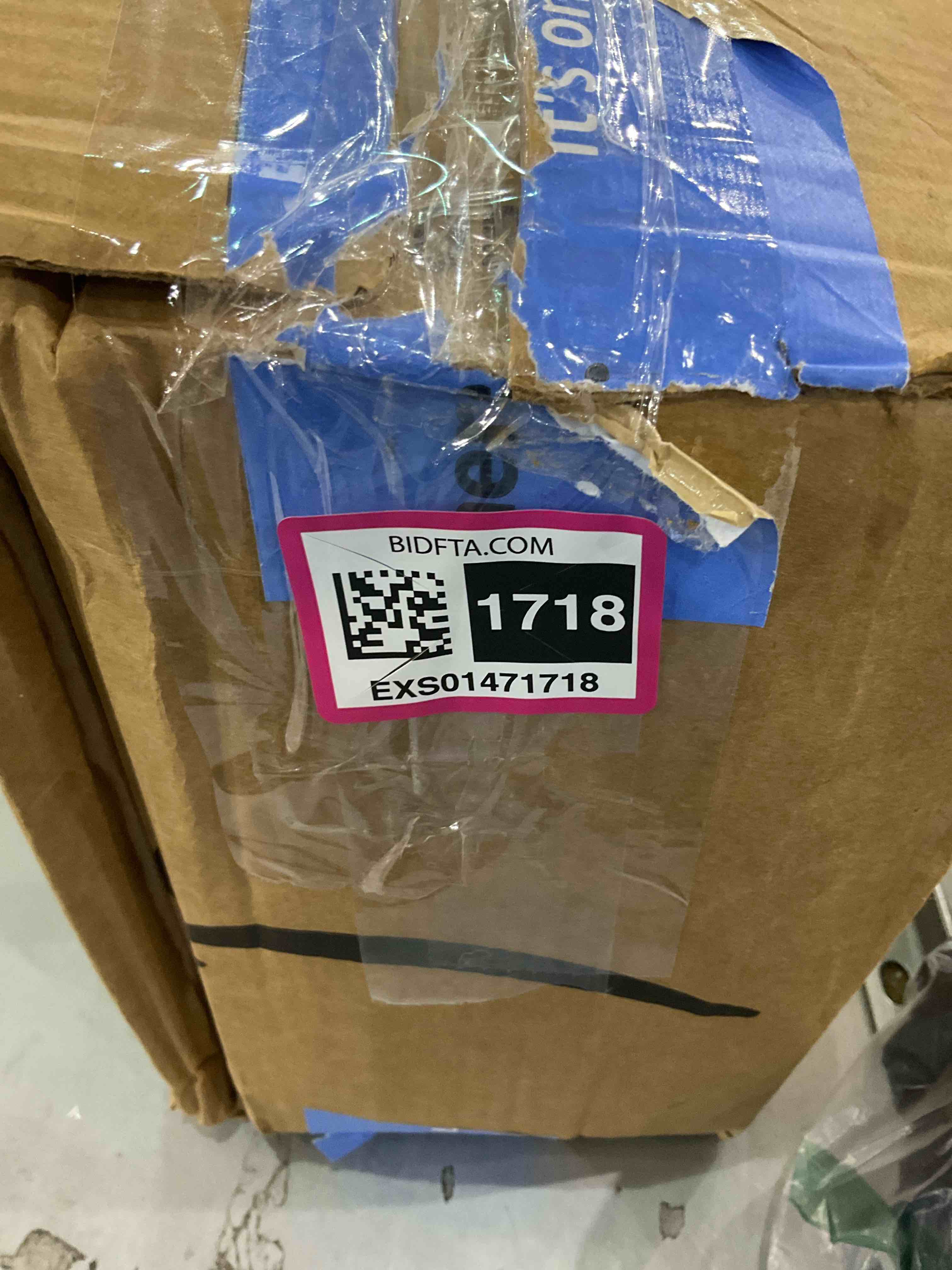 https://s3.amazonaws.com/lotting-images-prod/BargainHunt/EXS01471718_1718105947213.jpeg