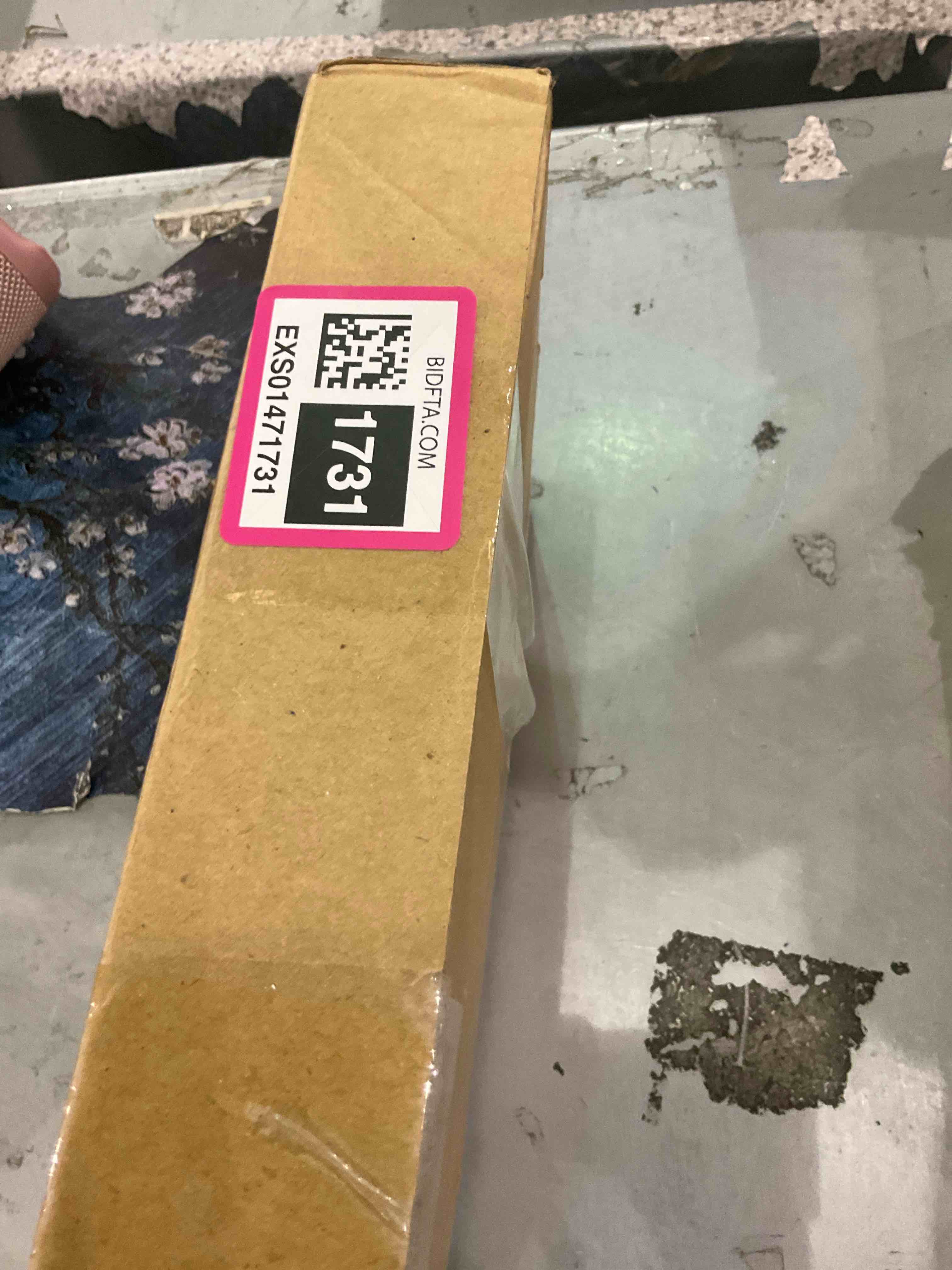 https://s3.amazonaws.com/lotting-images-prod/BargainHunt/EXS01471731_1718106938016.jpeg