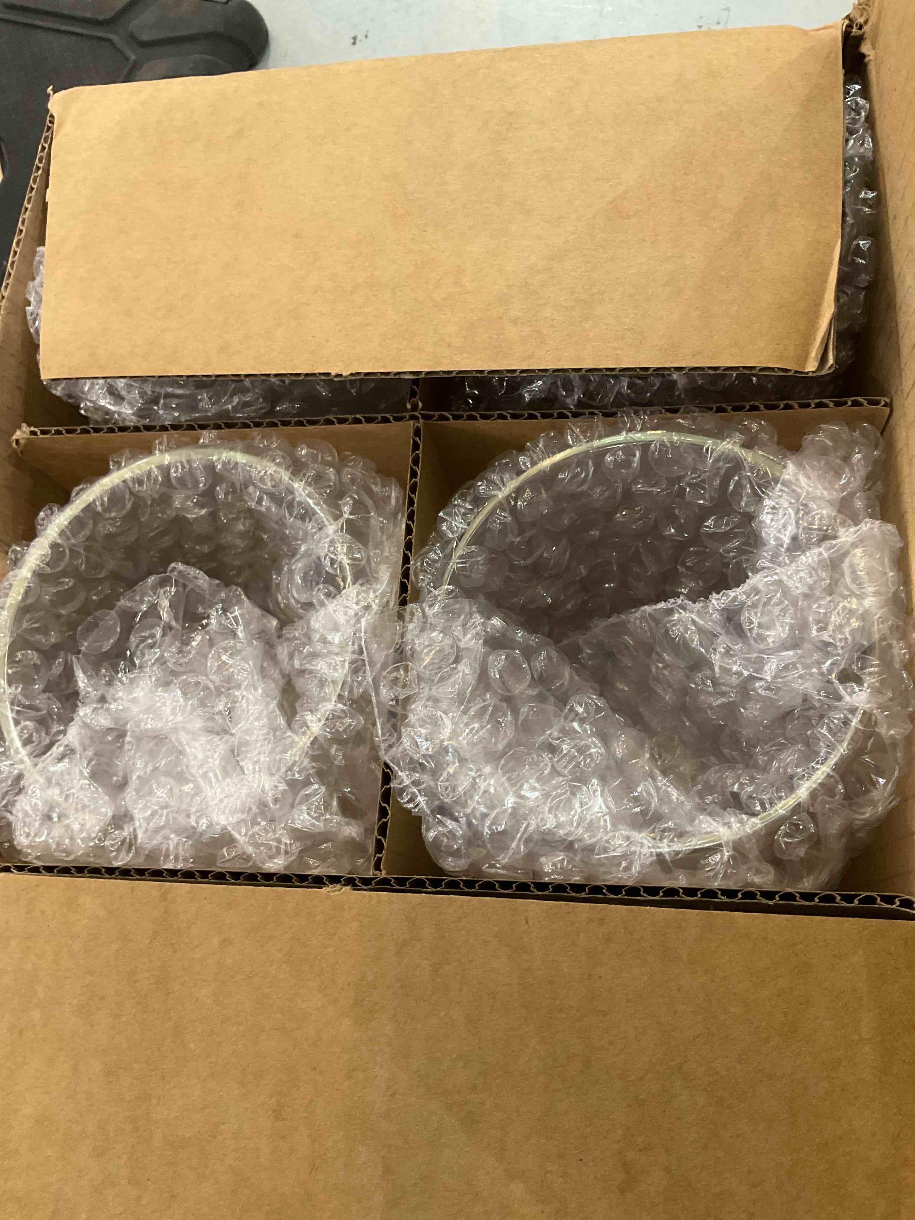 https://s3.amazonaws.com/lotting-images-prod/BargainHunt/EXS01471874_1718125339288.jpeg