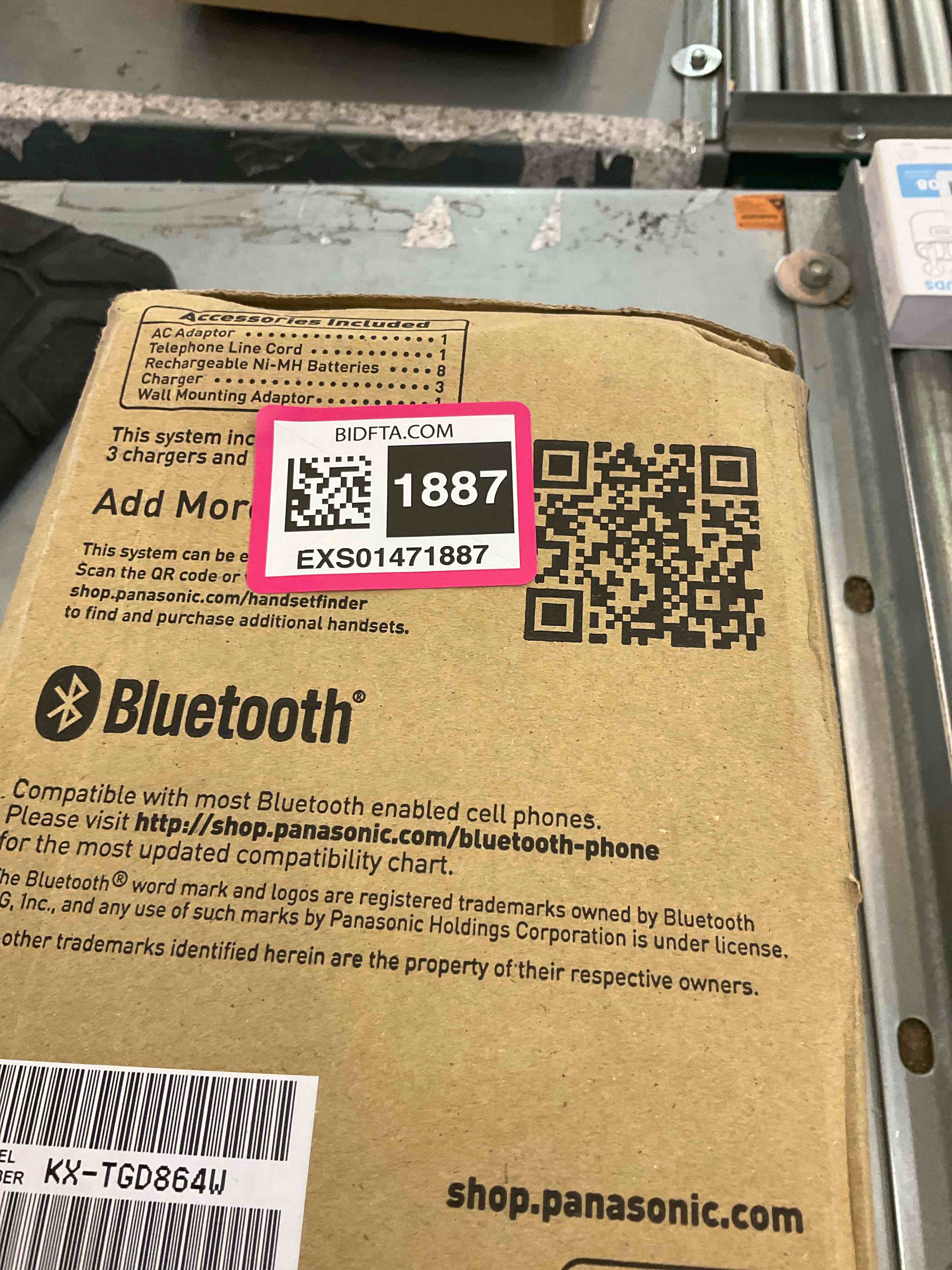 https://s3.amazonaws.com/lotting-images-prod/BargainHunt/EXS01471887_1718126106757.jpeg