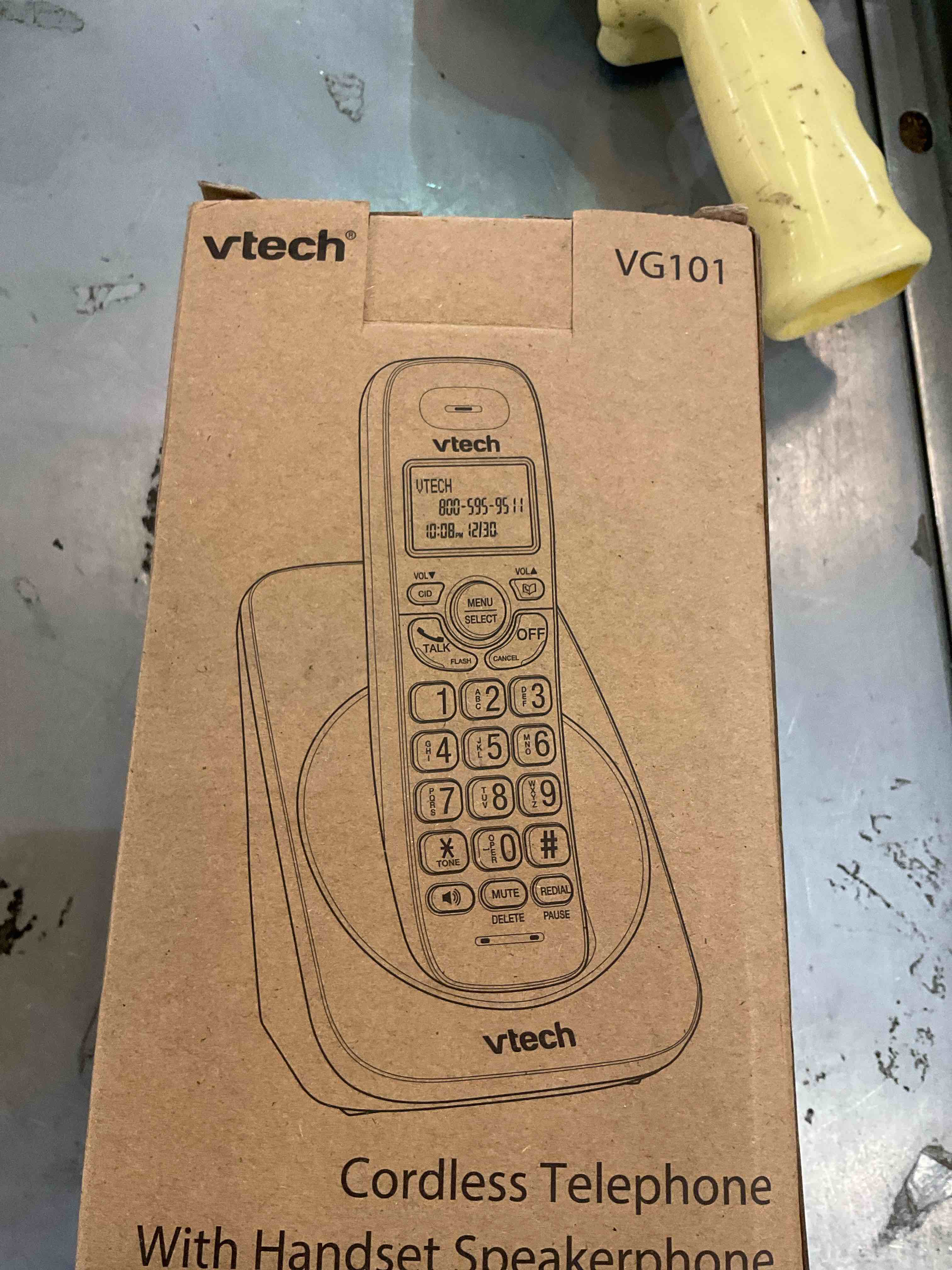 Cordless Telephone With Handset SpeakerphoneCordless Telephone With Handset Speakerphone