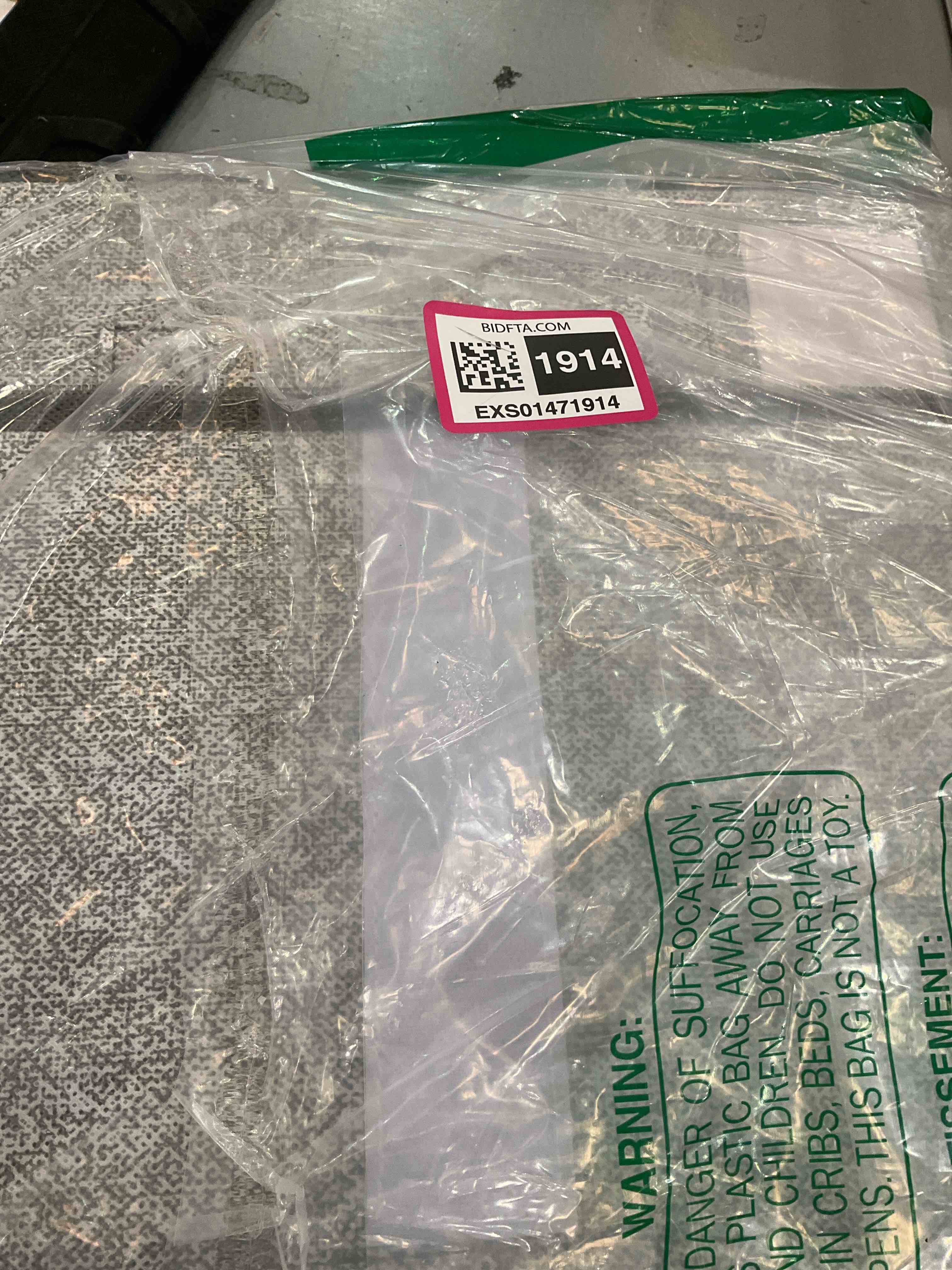https://s3.amazonaws.com/lotting-images-prod/BargainHunt/EXS01471914_1718128224041.jpeg