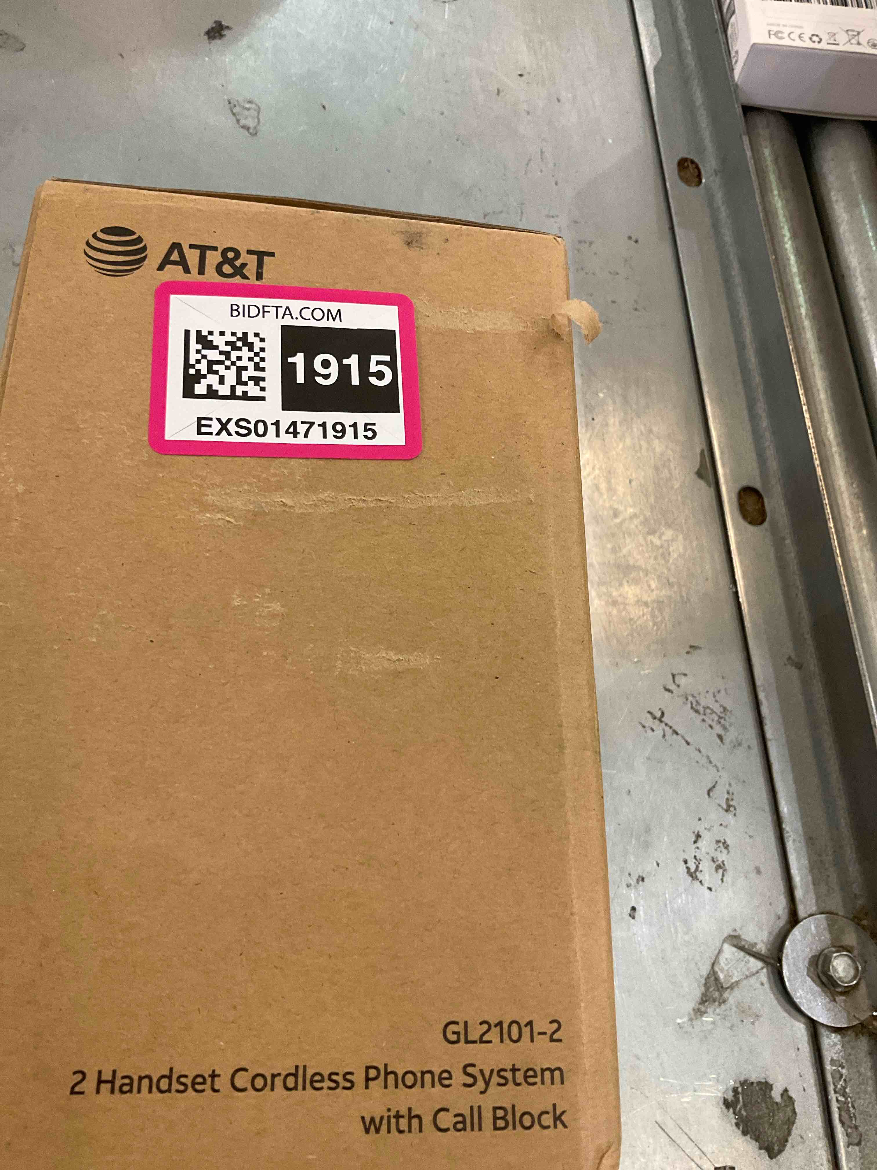 https://s3.amazonaws.com/lotting-images-prod/BargainHunt/EXS01471915_1718128301757.jpeg