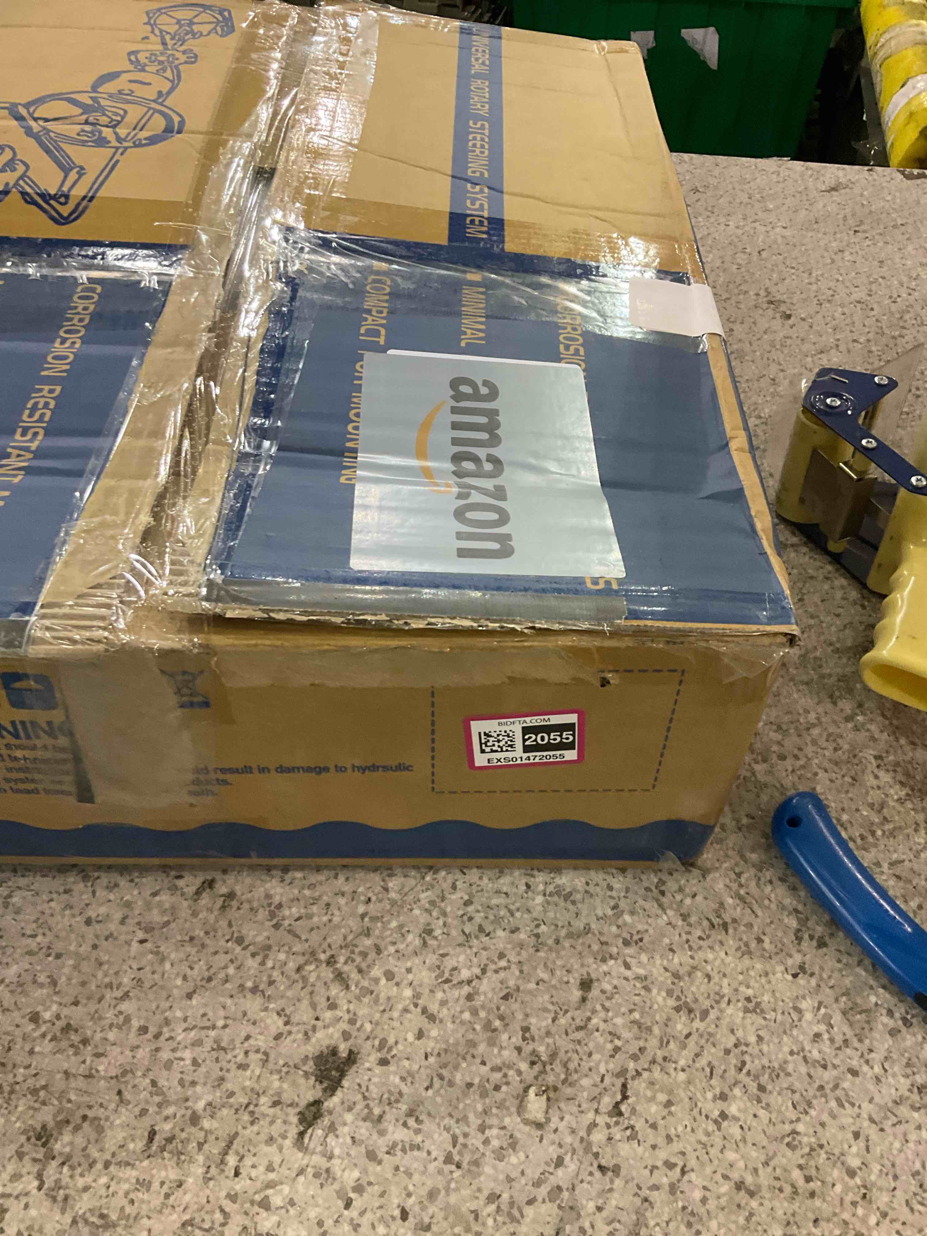 https://s3.amazonaws.com/lotting-images-prod/BargainHunt/EXS01472055_1717760495986.jpeg